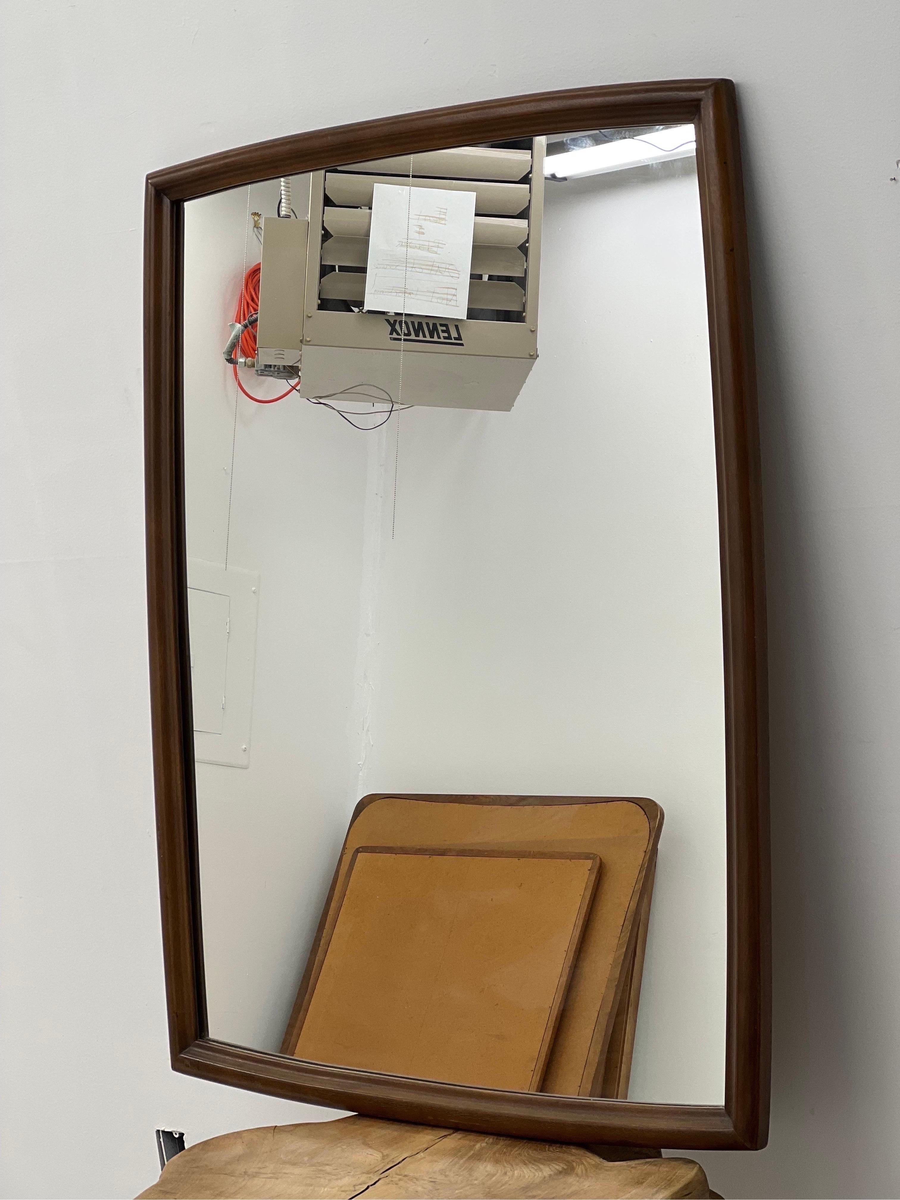 Vintage Mid-Century Modern Mirror In Good Condition For Sale In Seattle, WA