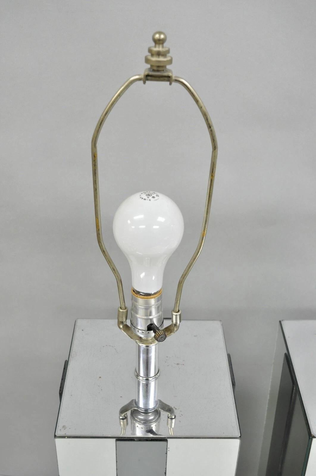 Vintage Mid Century Modern Mirror Skyscraper Cubist Table Lamps - a Pair (20. Jahrhundert) im Angebot