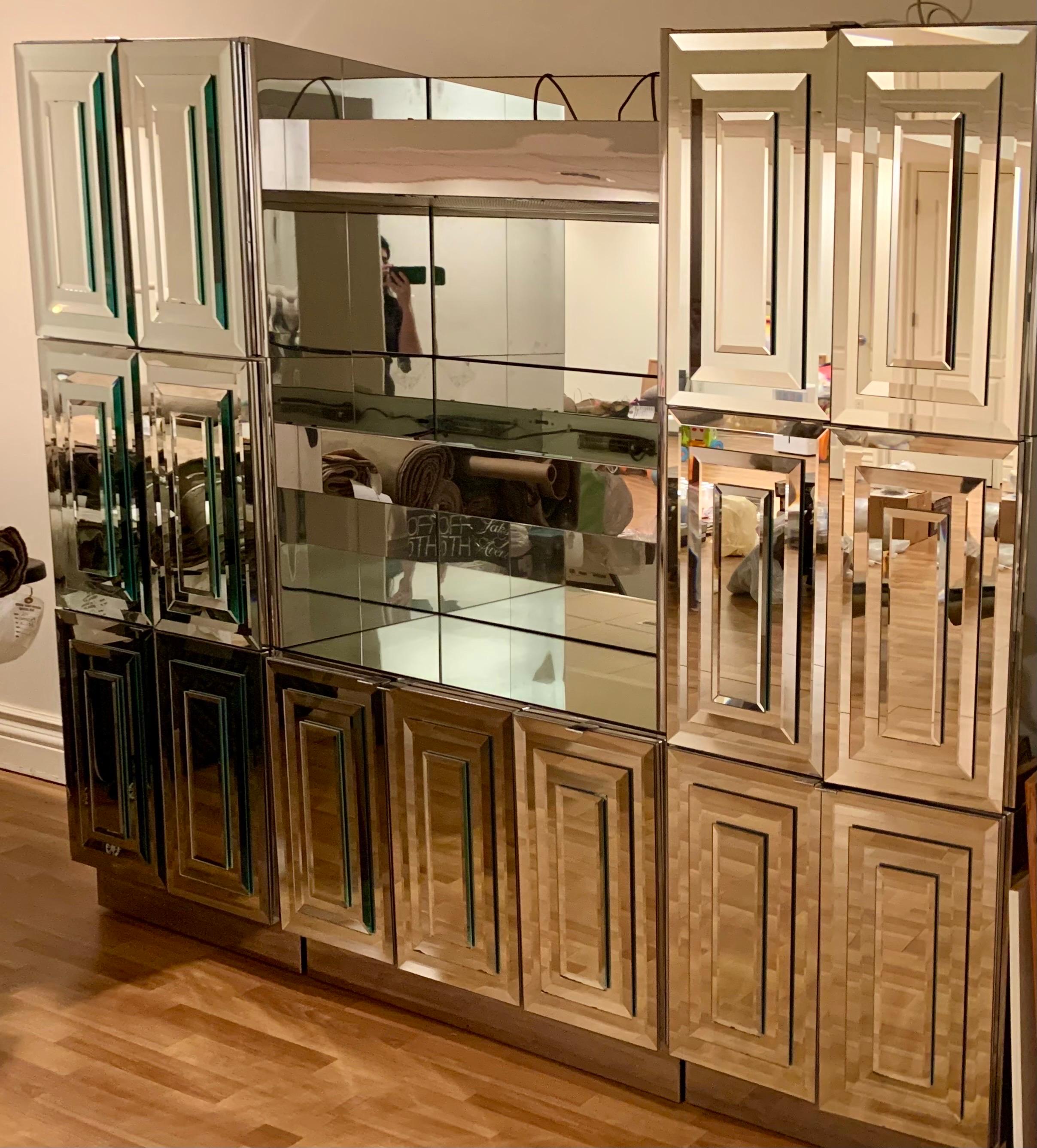 Vintage Mid-Century Modern Mirror Skyscraper Sideboard by Ello Furniture In Good Condition For Sale In New York, NY
