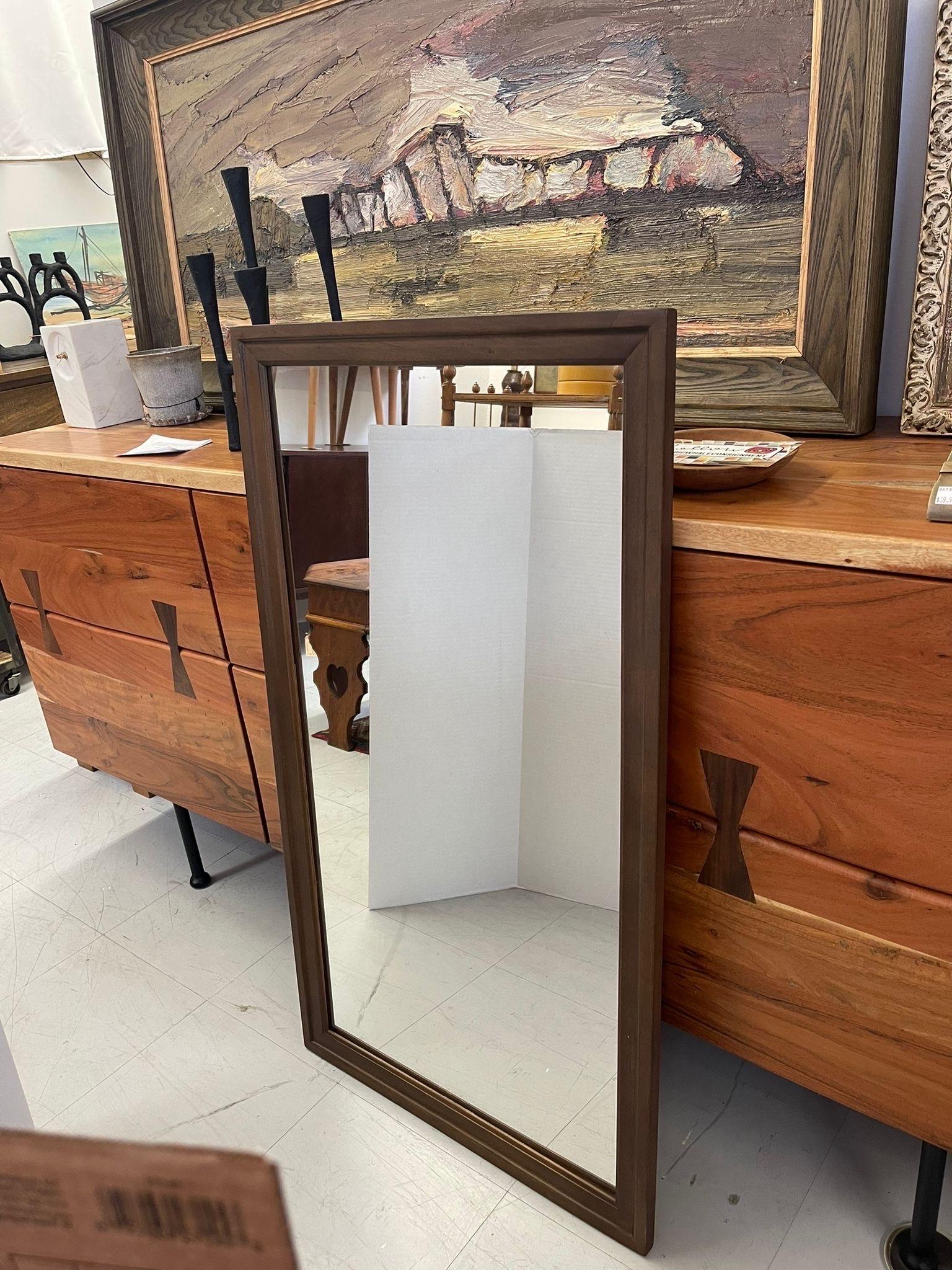 Late 20th Century Vintage Mid Century Modern Mirror With Walnut Tone Framing. For Sale
