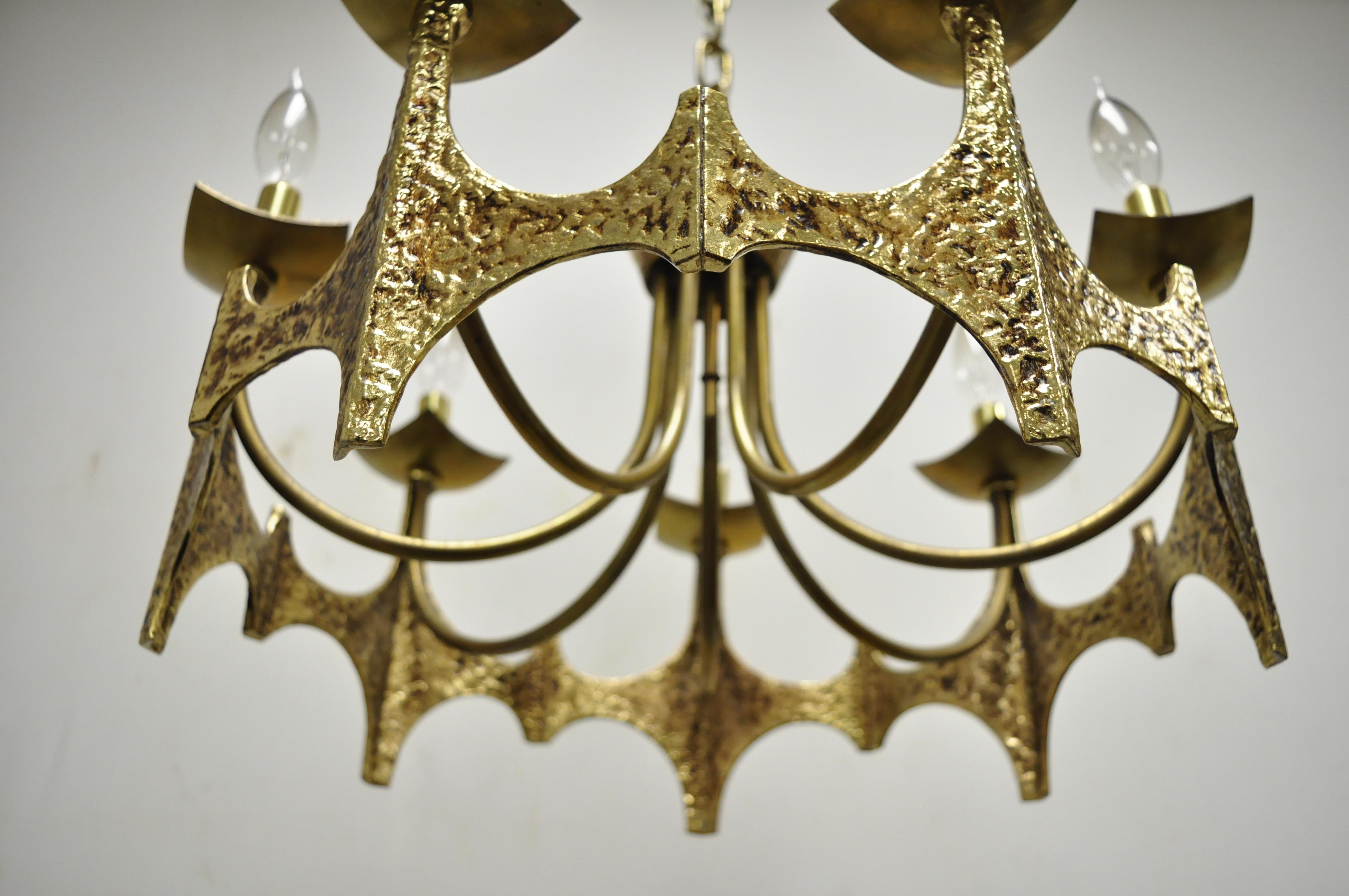 Vintage Mid-Century Modern Mo Bridges Brutalist Hammered Brass Chandelier 5