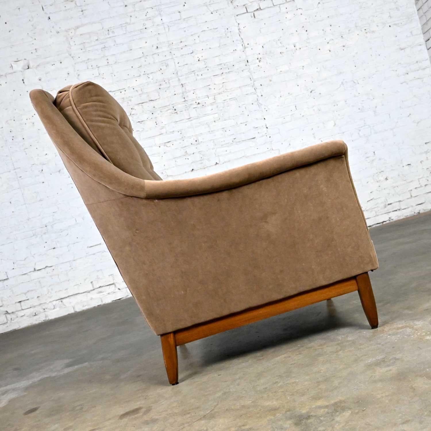 Vintage Mid-Century Modern Mocha Colored Velvet Club Lounge Chair Style Dunbar In Good Condition For Sale In Topeka, KS