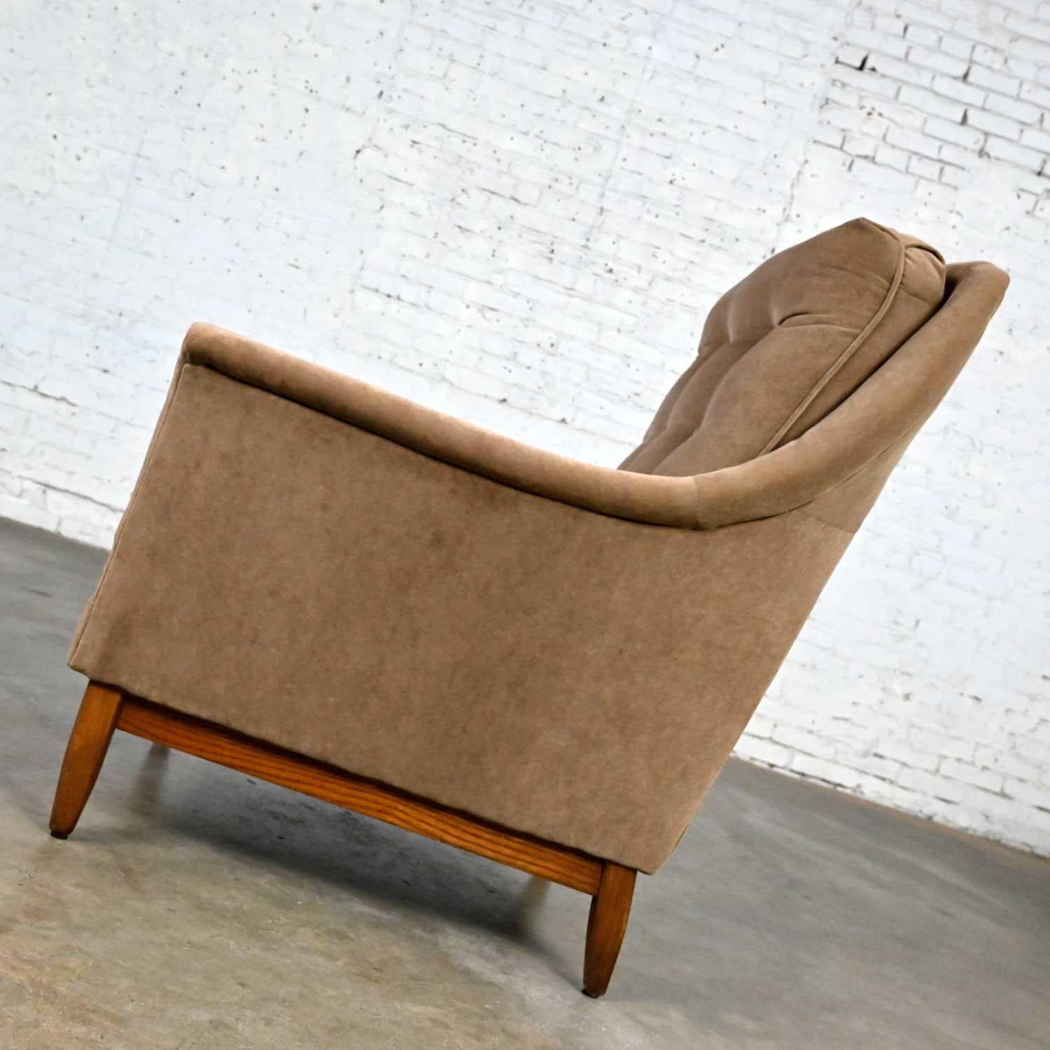 20th Century Vintage Mid-Century Modern Mocha Colored Velvet Club Lounge Chair Style Dunbar For Sale