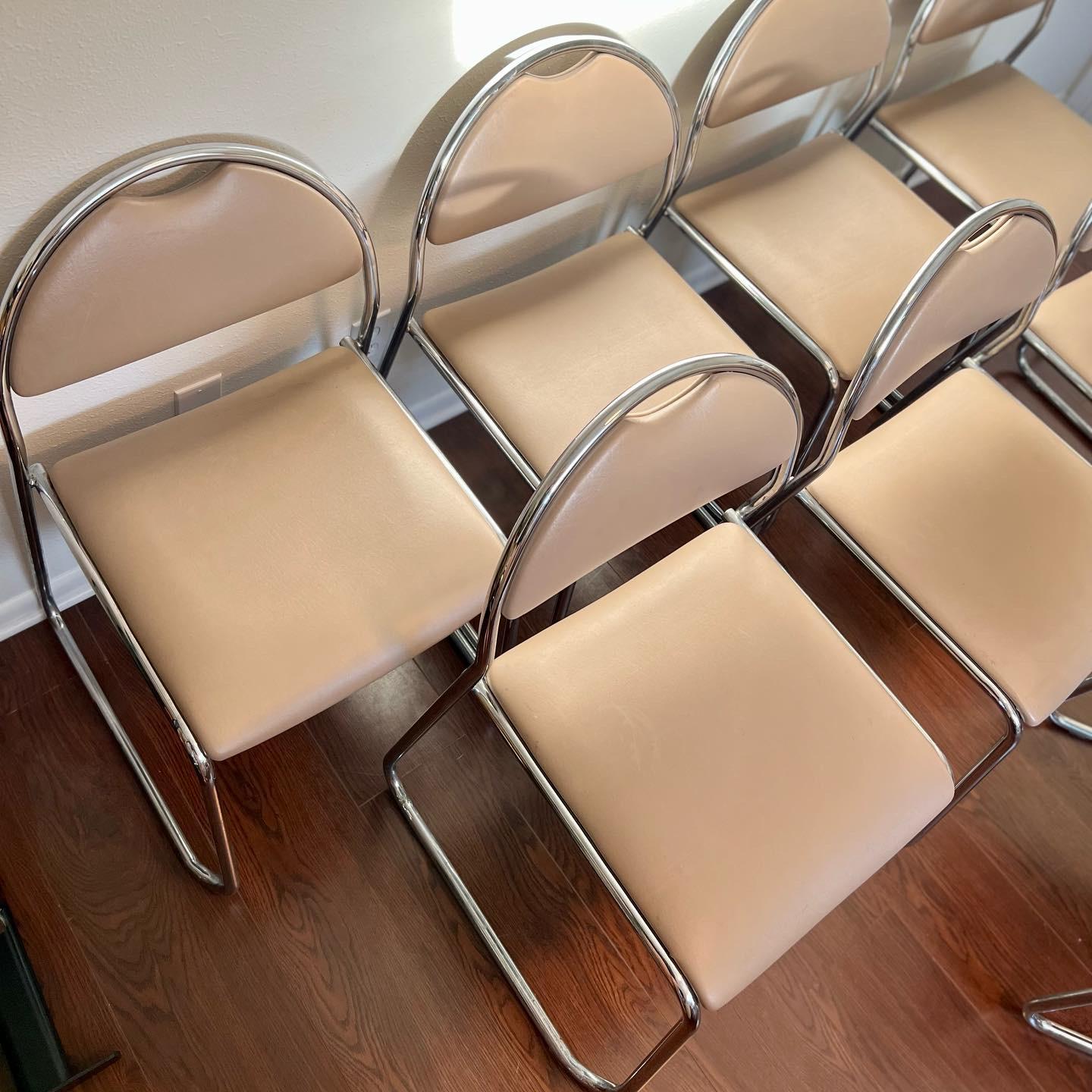 Vintage Mid-Century Modern Mushroom Chrome Stacking Dining Room Chairs In Good Condition In Houston, TX