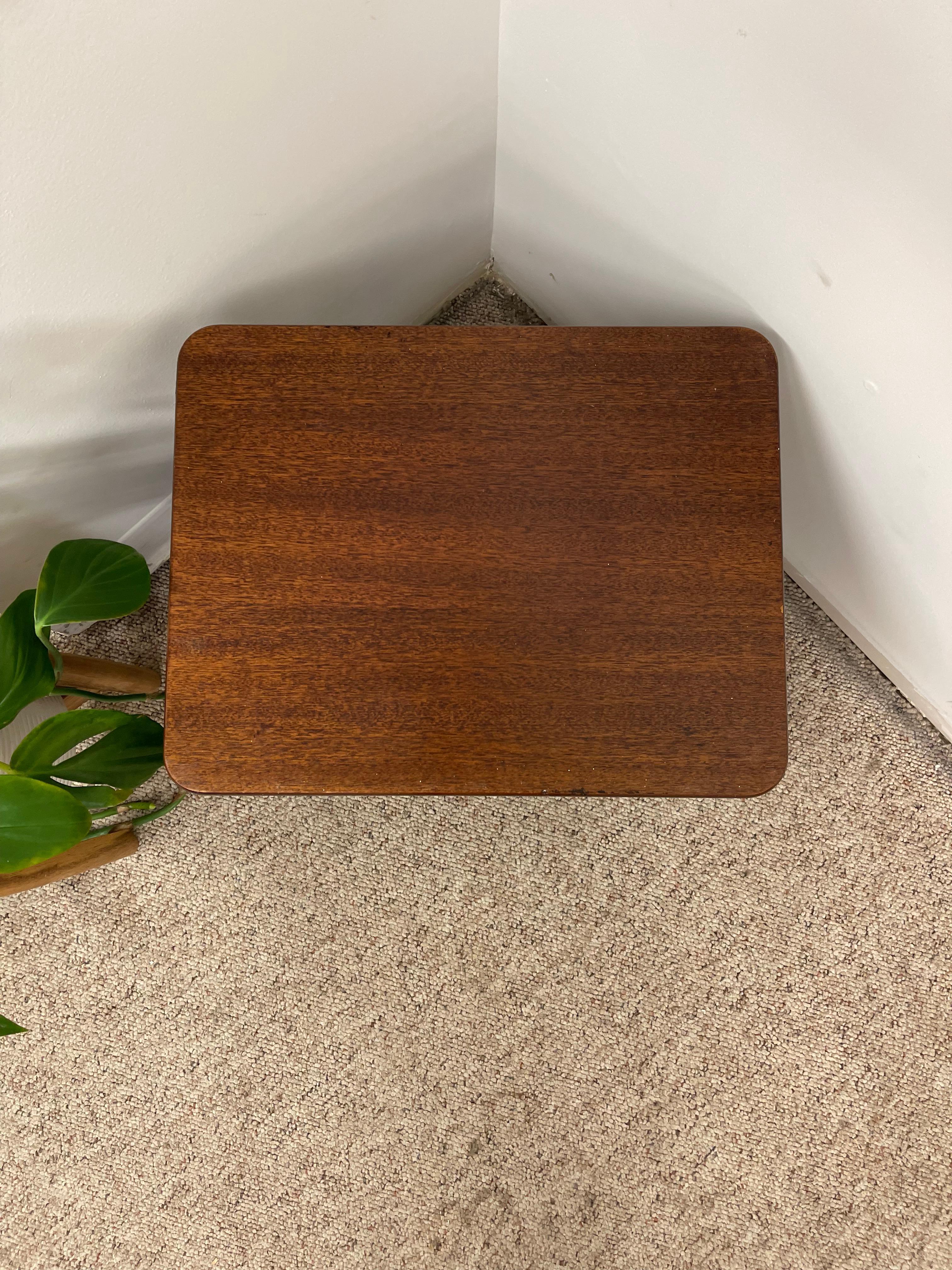 Vintage Mid-Century Modern Nesting Tables, Set of Two UK Import For Sale 5