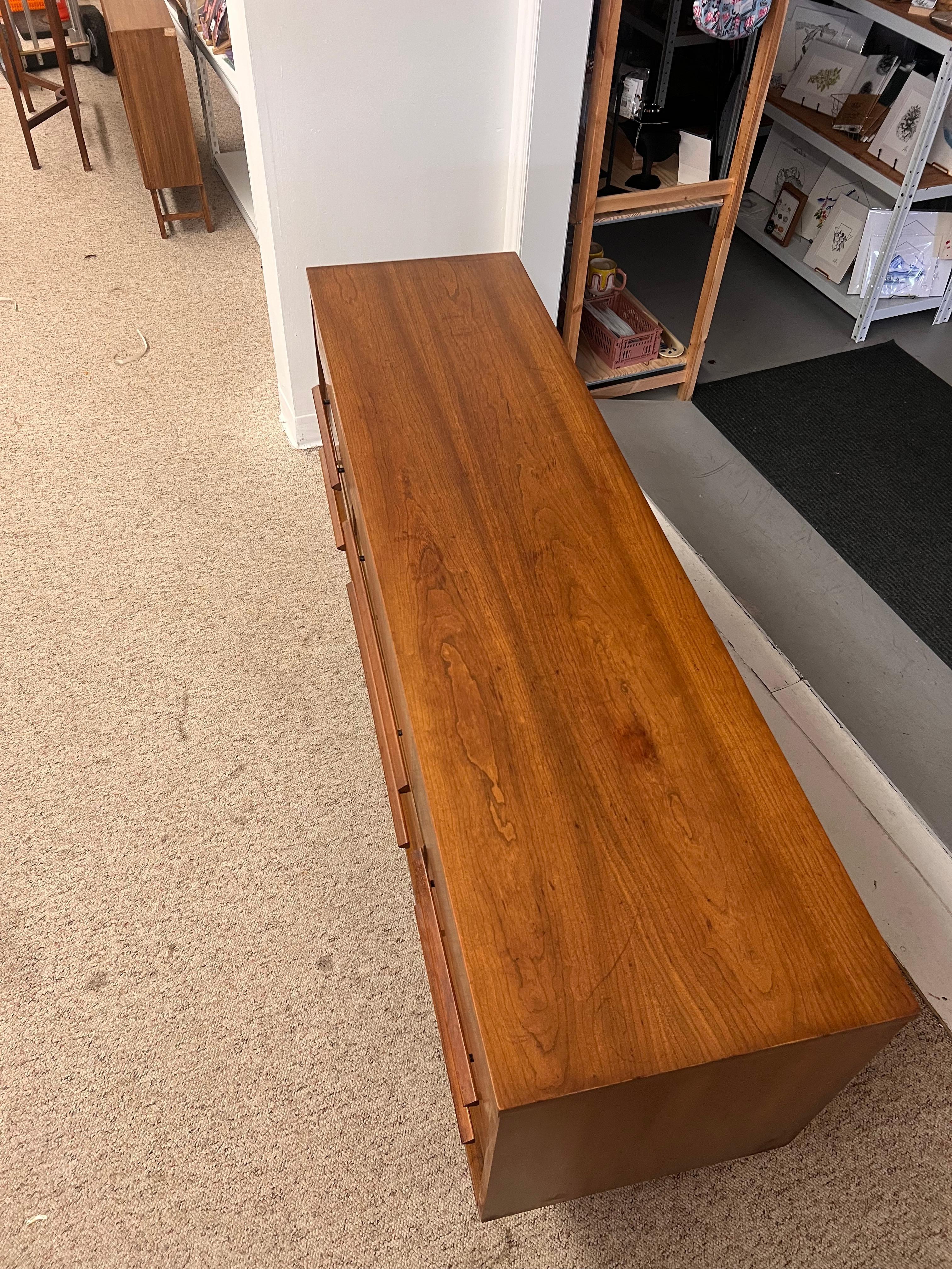 Vintage Mid Century Modern Nine Drawer Dresser by Dixie Furniture Solid Cherry For Sale 5