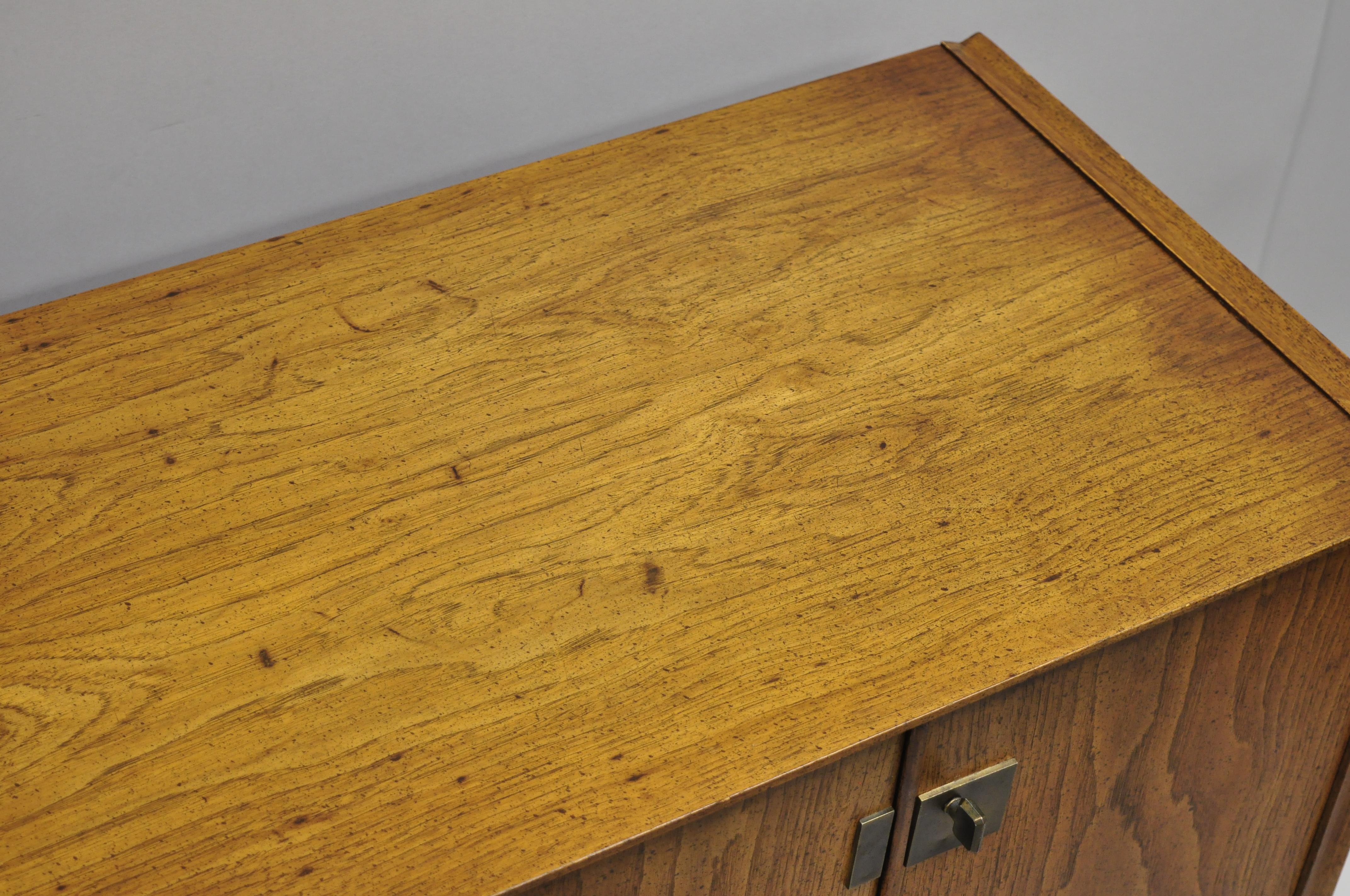 Vintage Mid-Century Modern Oak Credenza Cabinet Long Buffet after James Mont 6