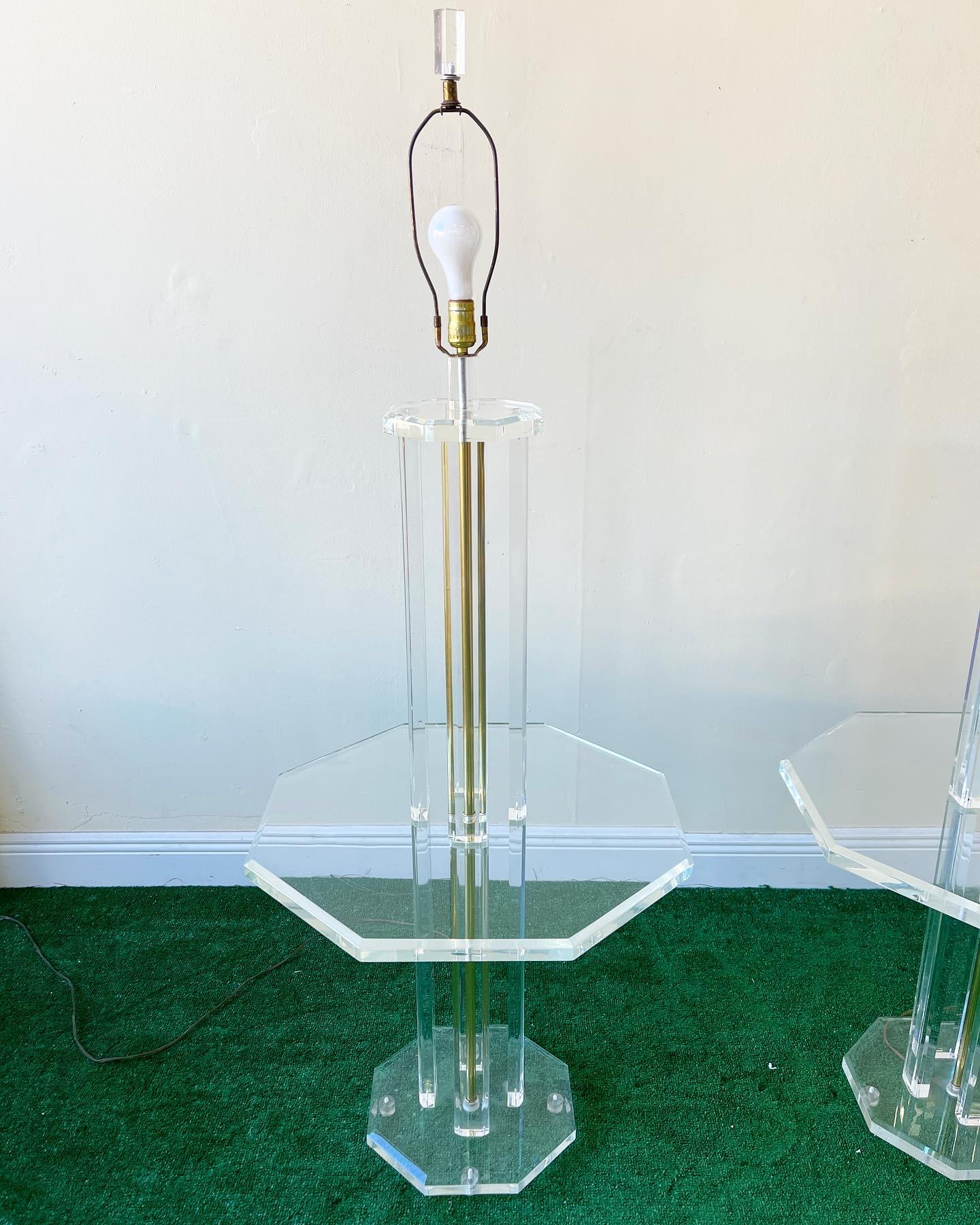 Vintage Mid-Century Modern Octagonal Lucite Floor Lamps, a Pair In Good Condition In Delray Beach, FL