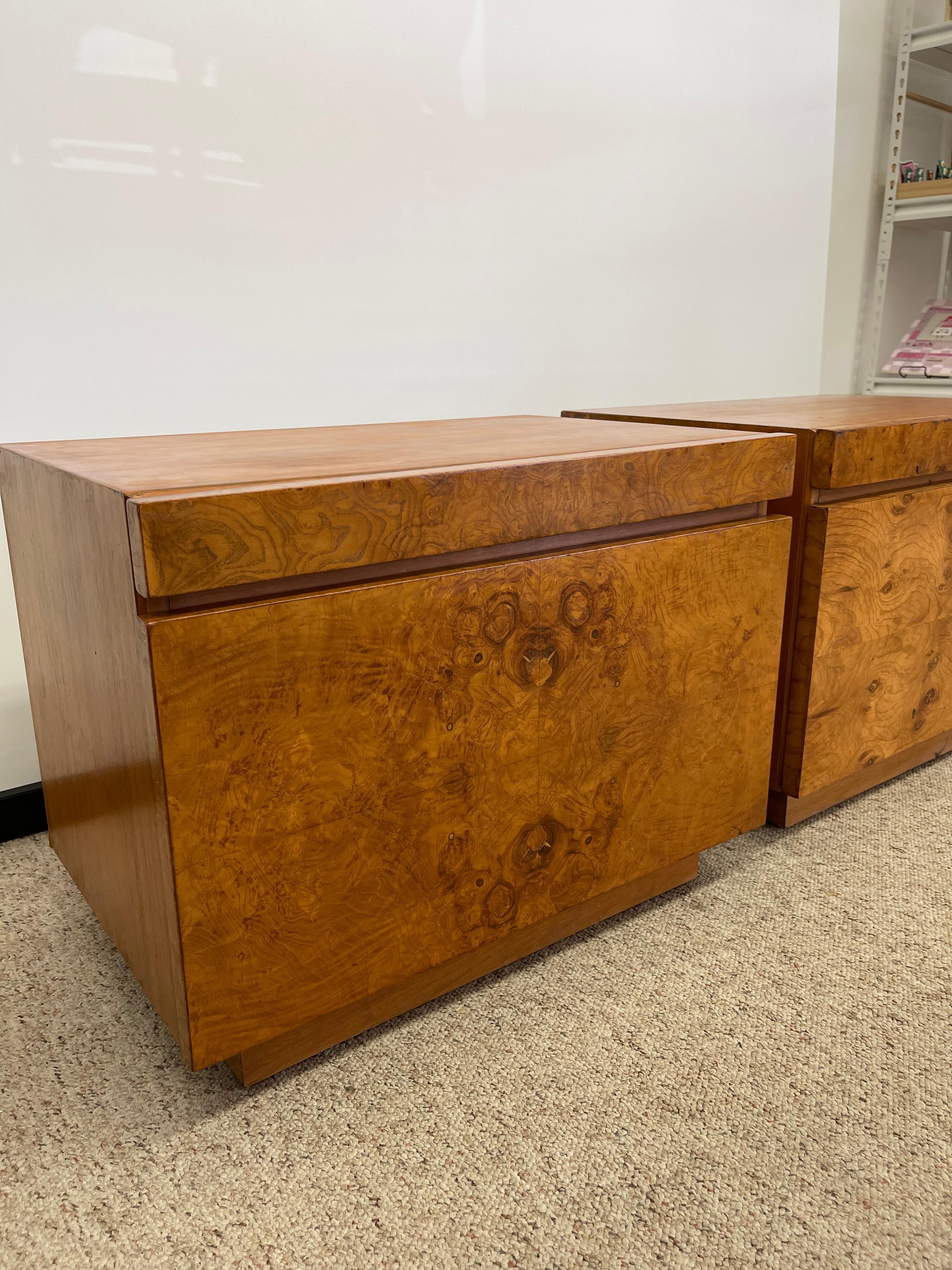 Mid-Century Modern Vintage Mid Century Modern Olive Burl End Table Set by Milo Baughman for Lane For Sale