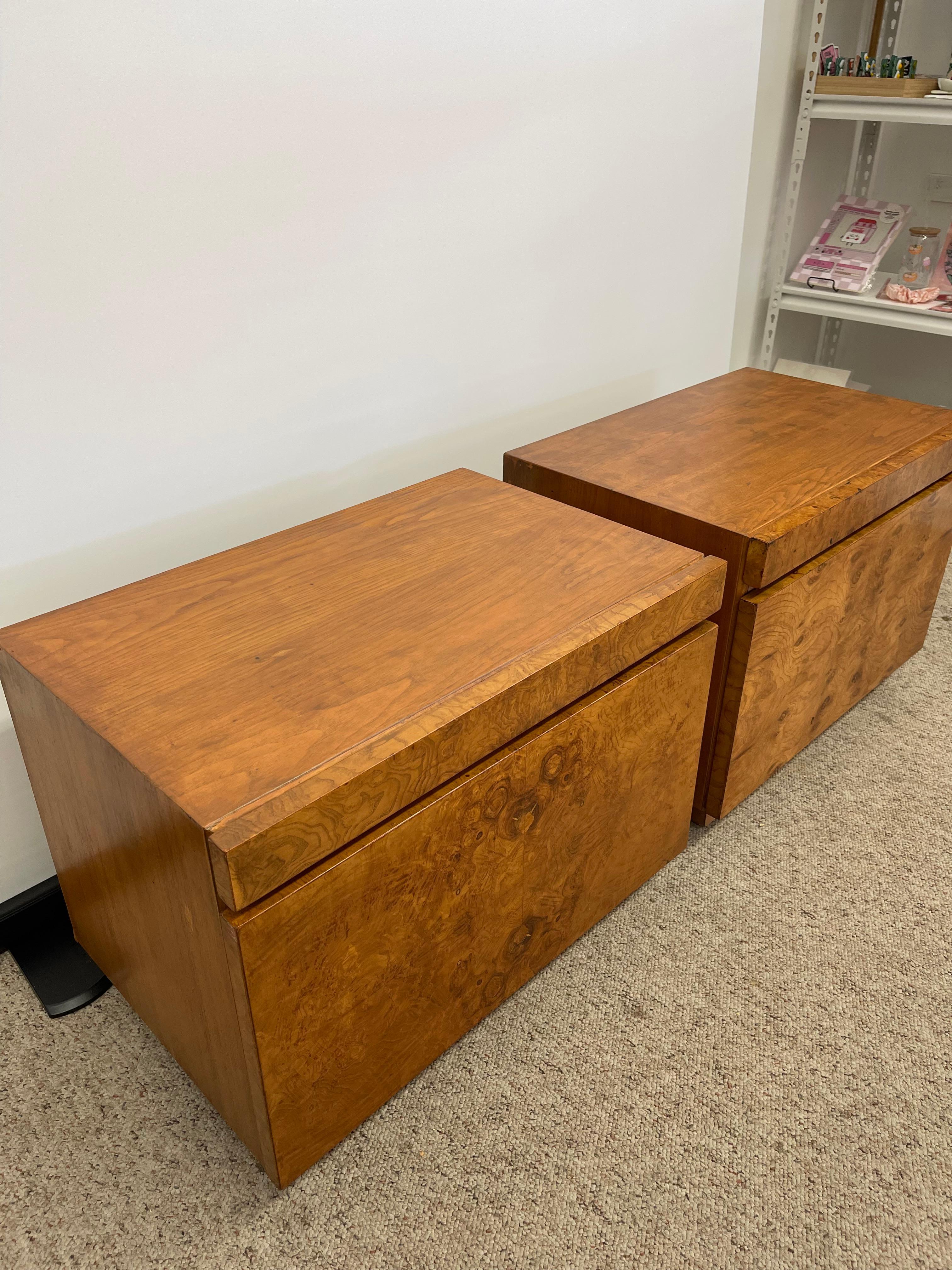 Vintage Mid Century Modern Olive Burl End Table Set by Milo Baughman for Lane For Sale 2