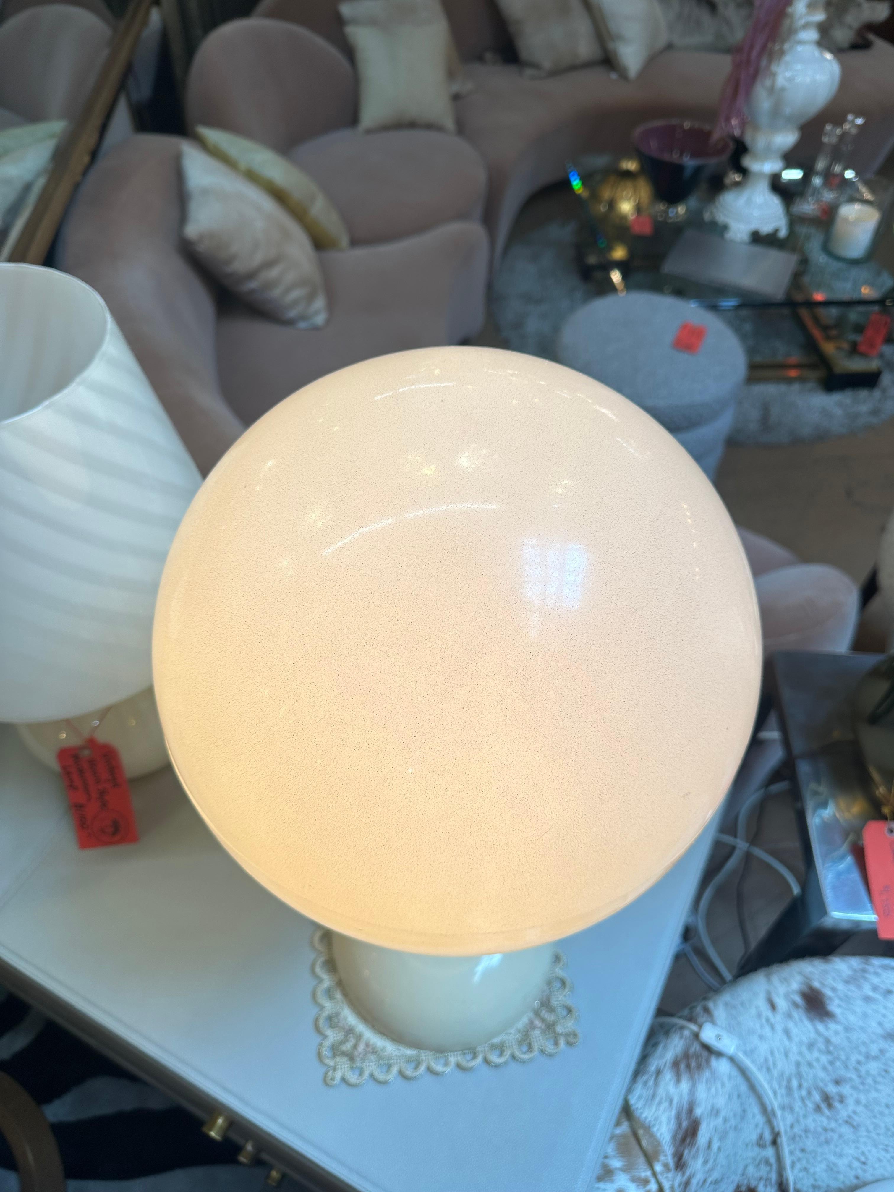Vintage Mid Century Modern Olympia Lunar 1 Indoor/Outdoor Globe Lamp  In Good Condition In Chicago, IL