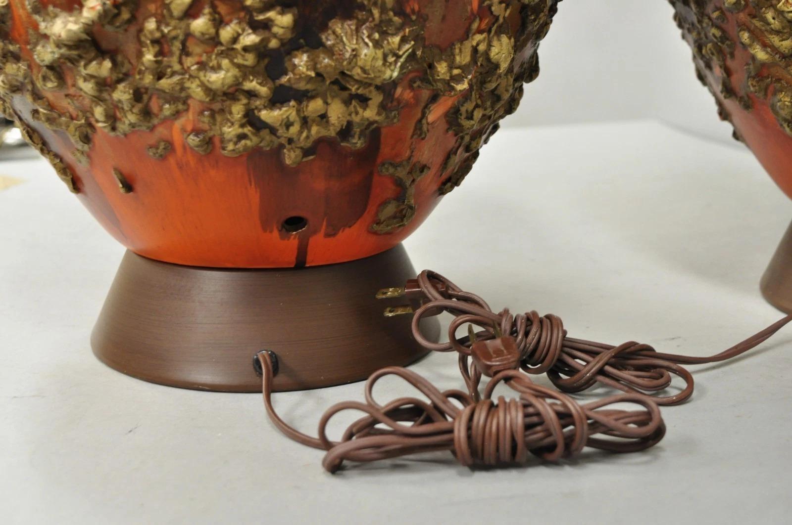 Vintage Mid Century Modern Orange Drip Lava Glaze Große Keramik Tischlampe Paar im Angebot 4