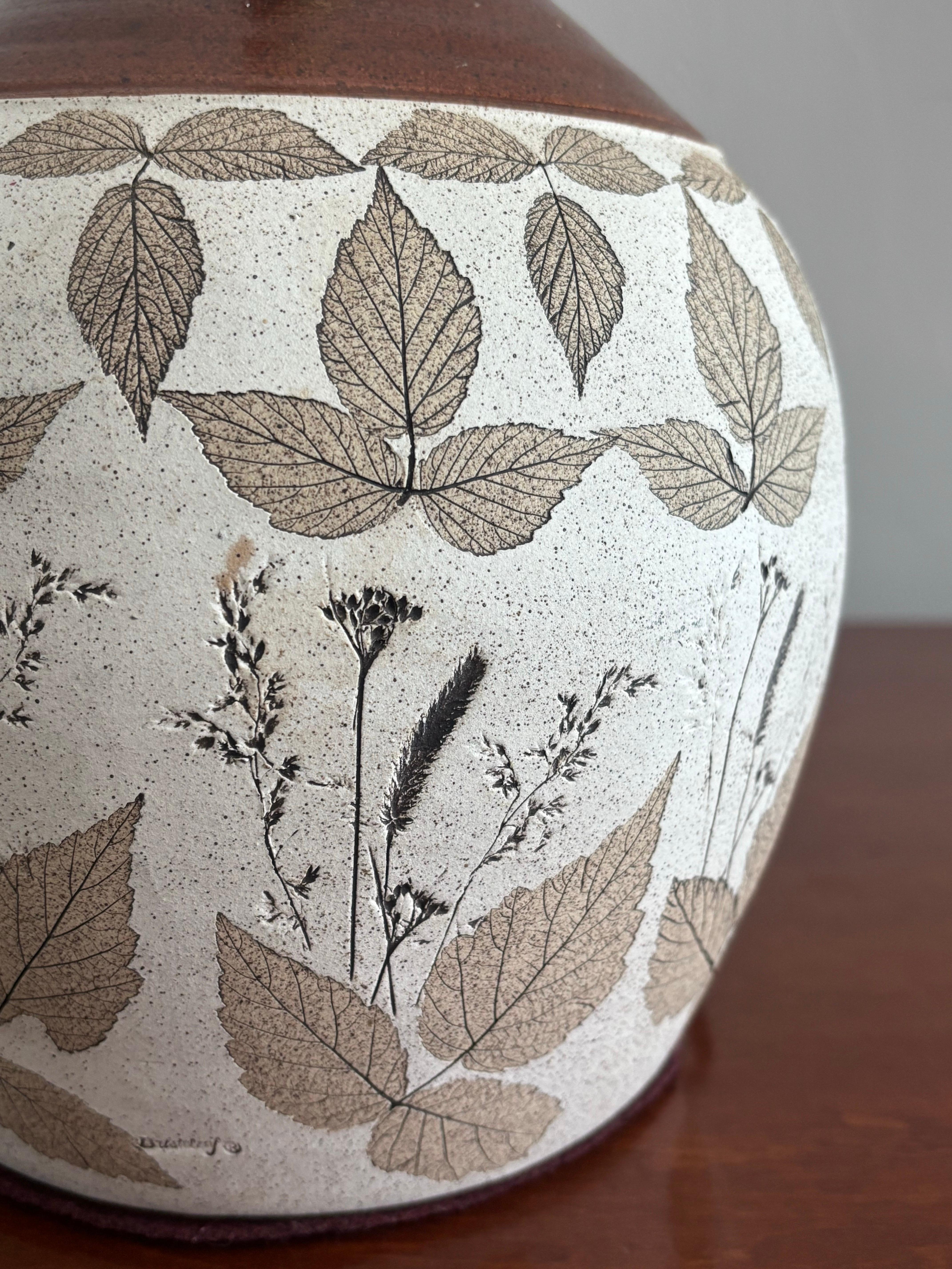 Américain Vintage Mid Century Modern Organic Bristoleaf Weed Pot Table Lamp en vente