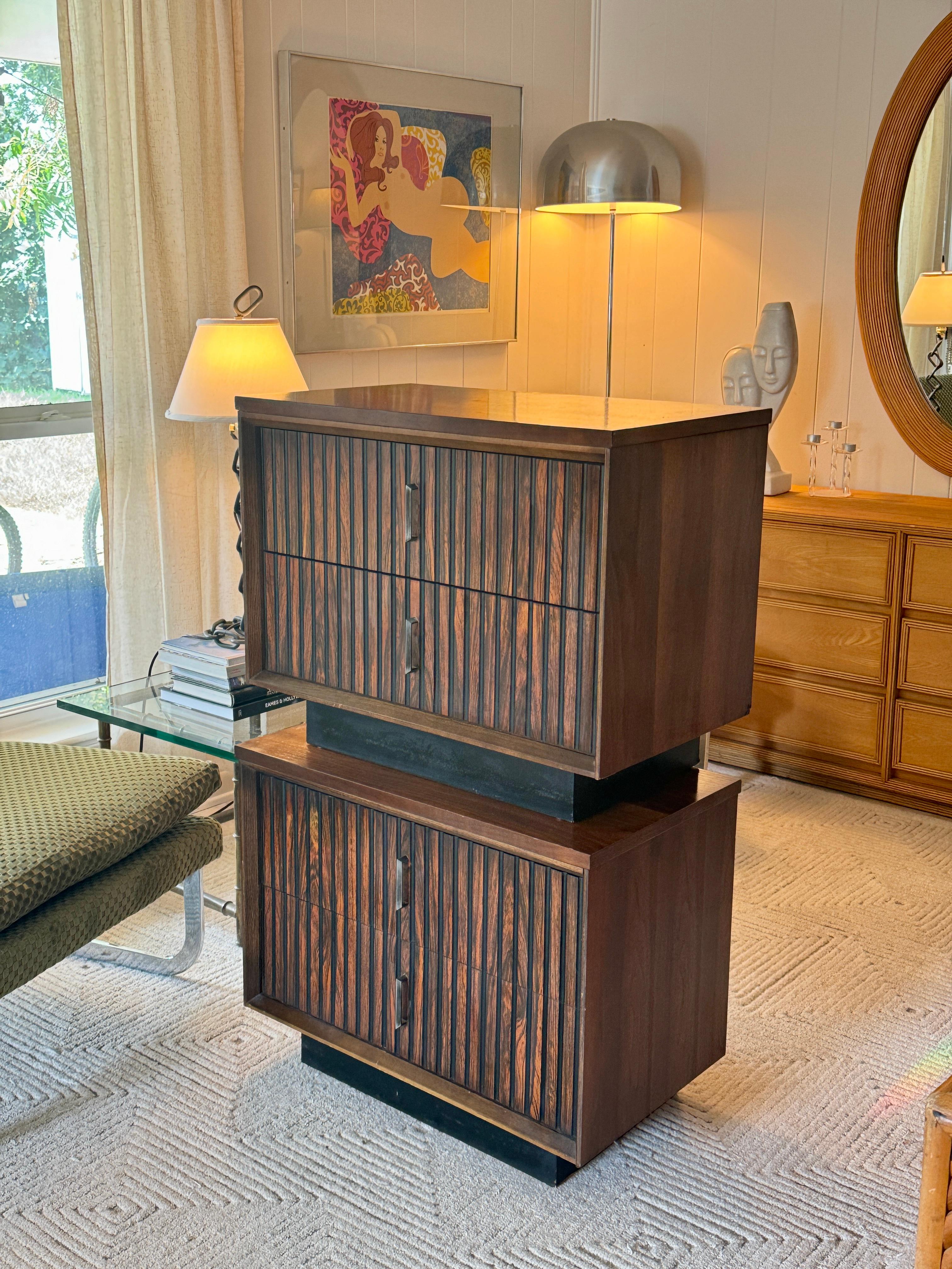 Vintage mid century modern pair of nightstands by Basset Furniture Co. 11