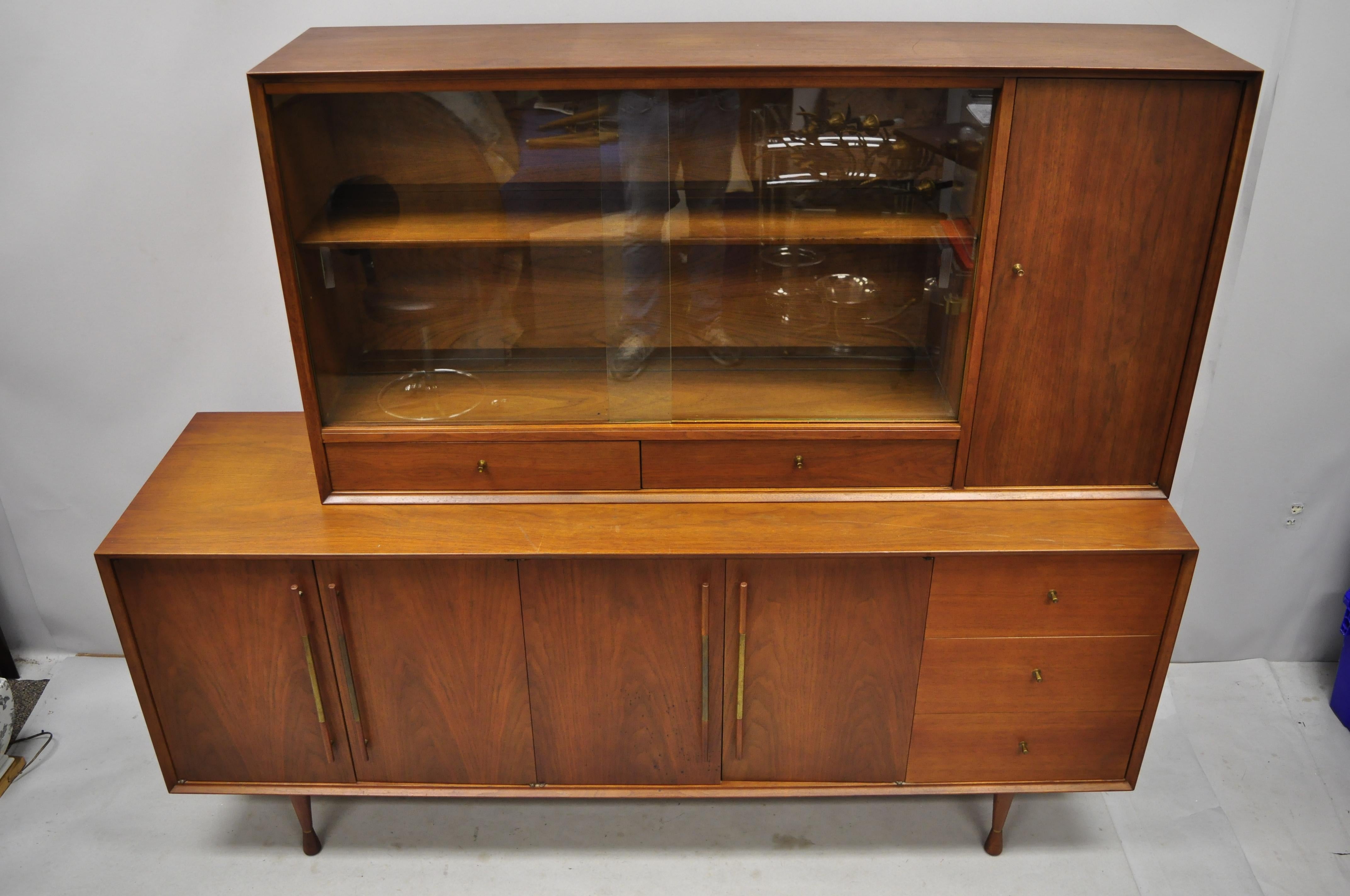 Vintage Mid-Century Modern Paul McCobb Style Walnut Credenza Hutch China Cabinet 3