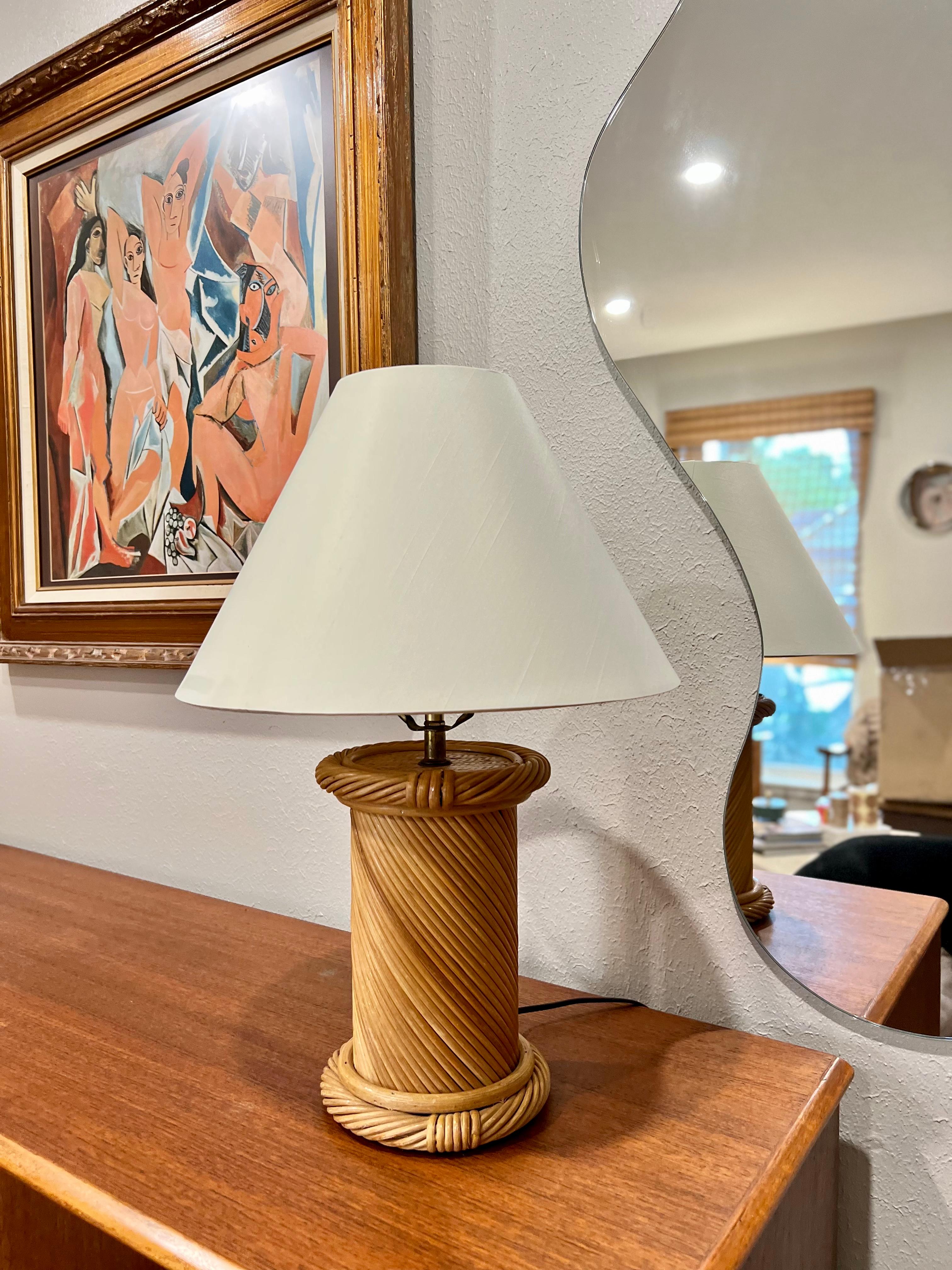 Vintage Mid-Century Modern Pencil Reed Lamp For Sale 2