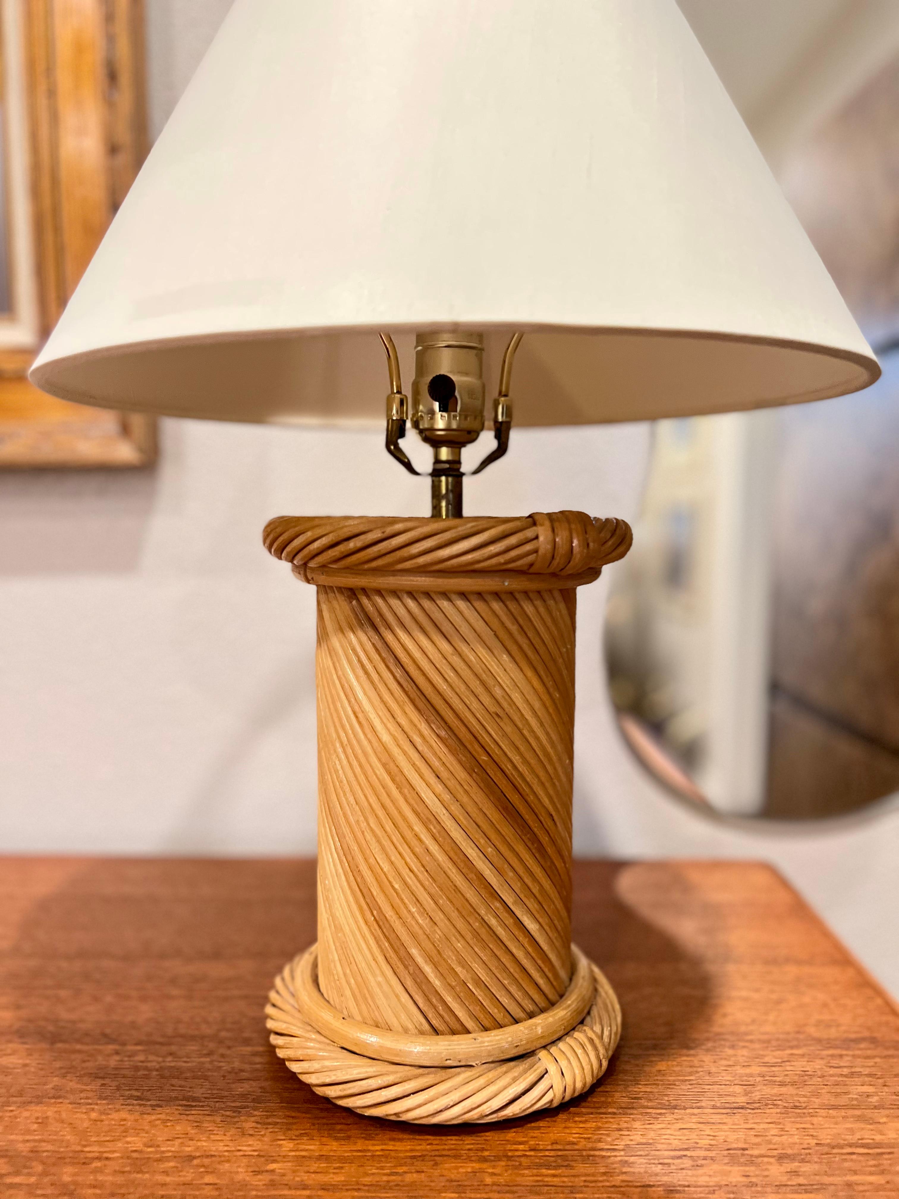 Vintage Mid-Century Modern Pencil Reed Lamp For Sale 4