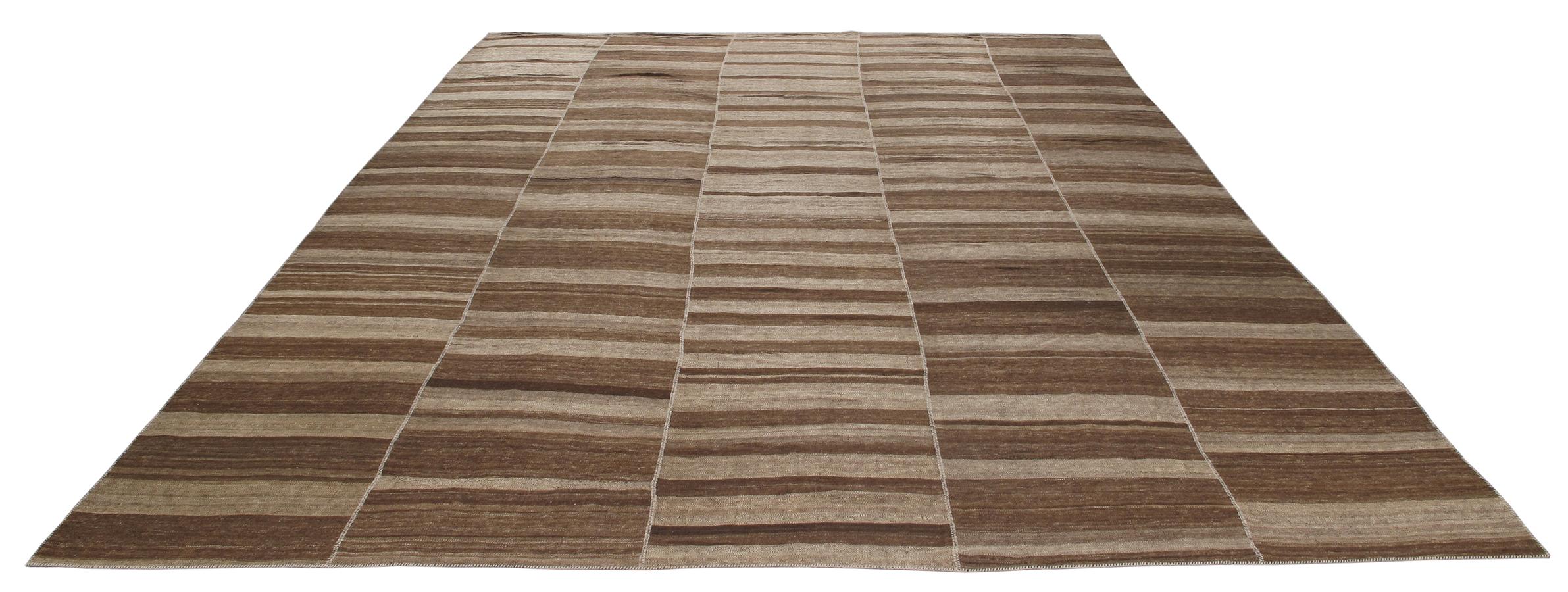 Hand-Woven Vintage Mid-Century Modern Persian Flat-Weave Rug For Sale