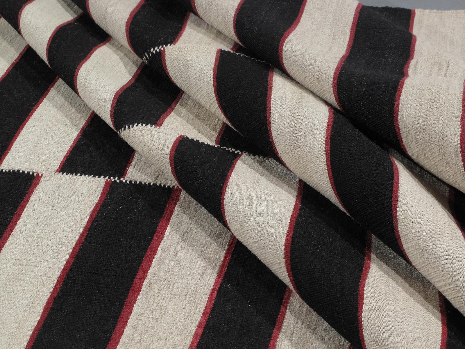 Moderner persischer Flachgewebe-Teppich aus der Mitte des Jahrhunderts (Moderne der Mitte des Jahrhunderts) im Angebot
