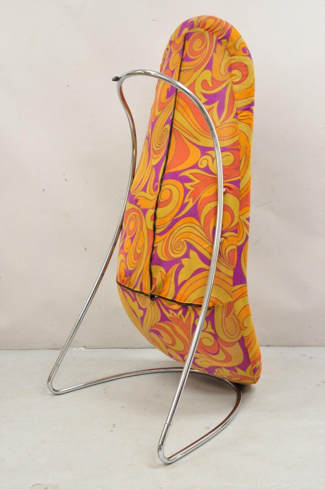 Chaise longue chromée Groovy Wave de style Pierre Paulin, mi-siècle moderne en vente 4