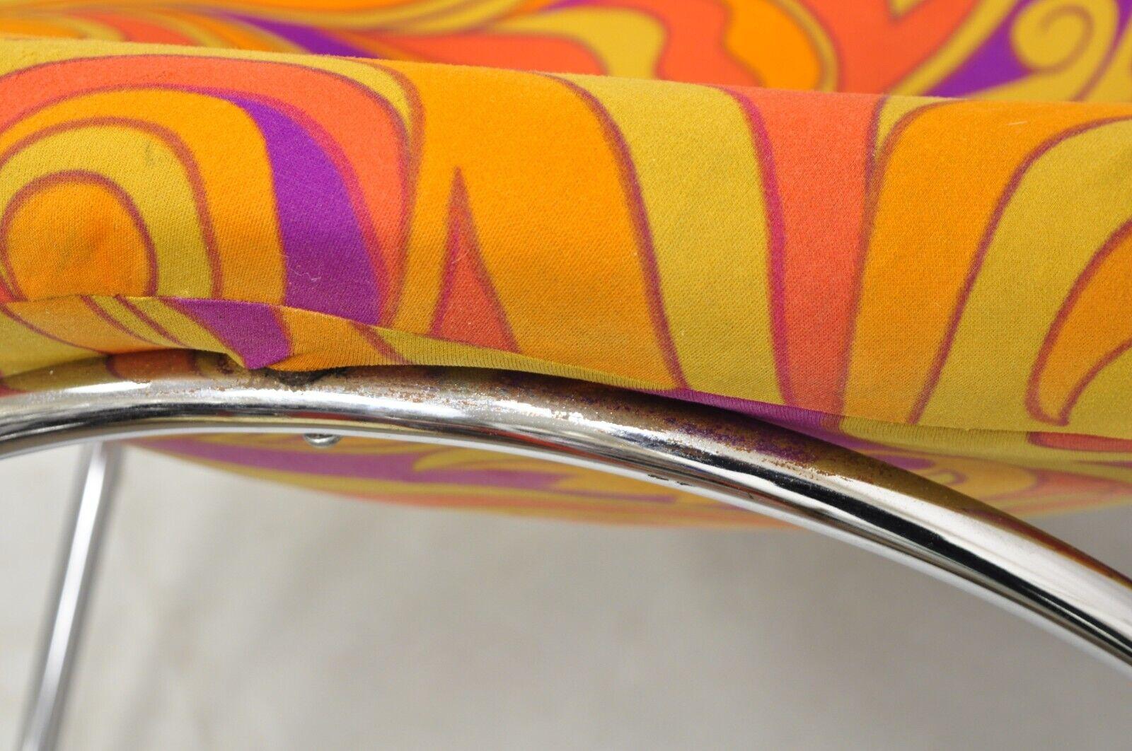 Chaise longue chromée Groovy Wave de style Pierre Paulin, mi-siècle moderne en vente 2