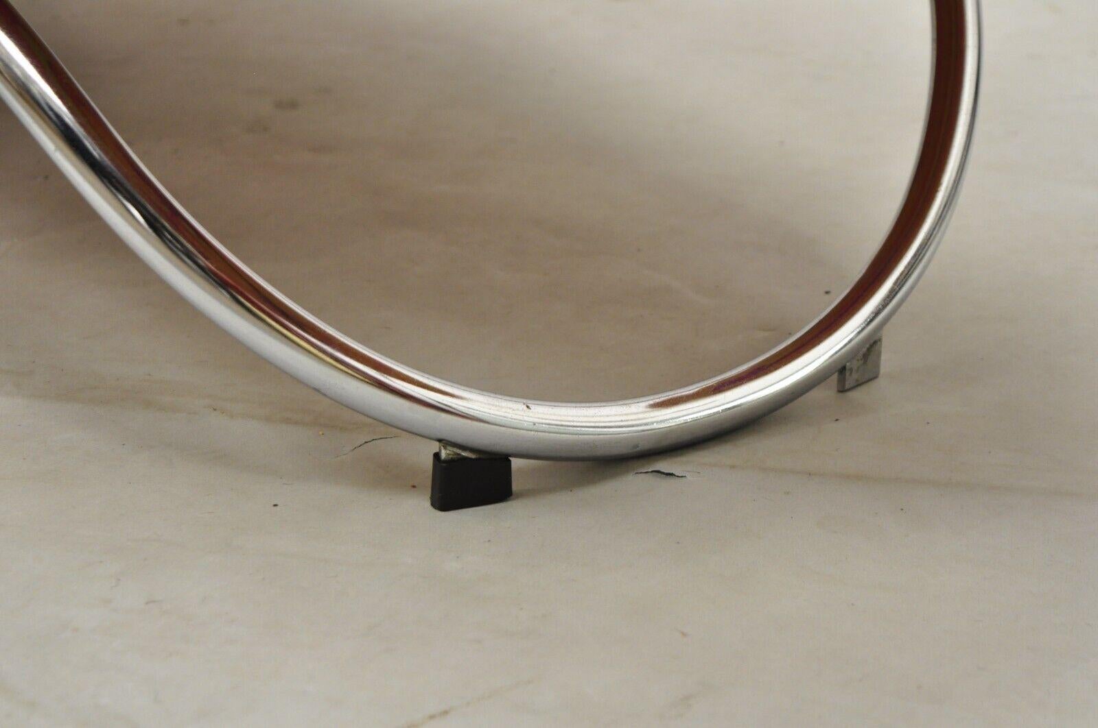 Chaise longue chromée Groovy Wave de style Pierre Paulin, mi-siècle moderne en vente 3