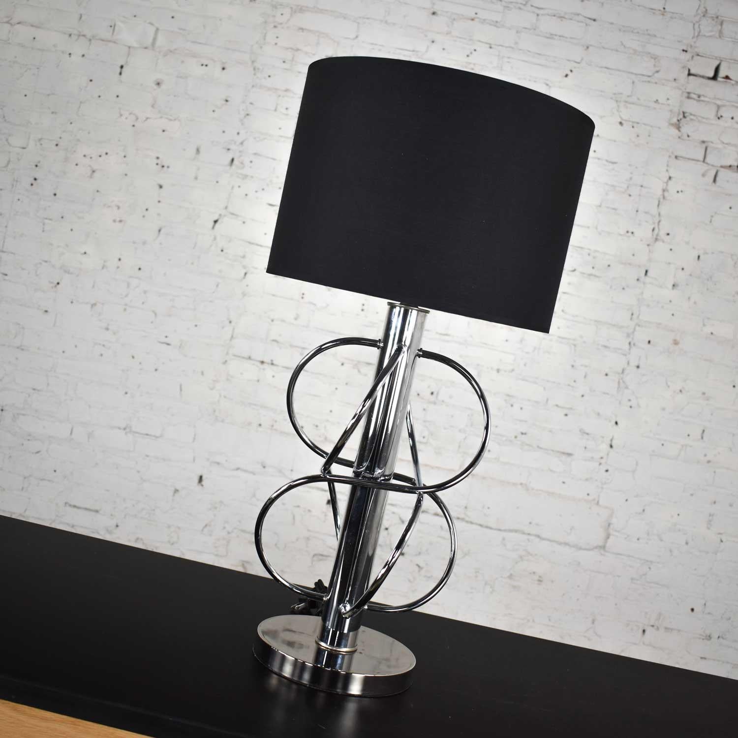 Vintage Mid-Century Modern Polished Chrome Table Lamp New Black Drum Shade For Sale 6