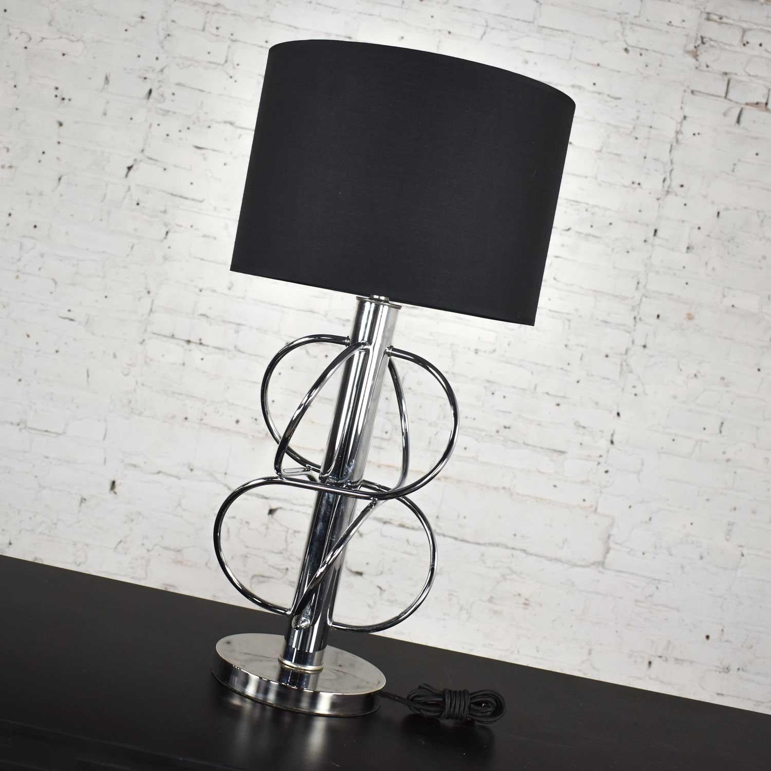 Vintage Mid-Century Modern Polished Chrome Table Lamp New Black Drum Shade For Sale 9