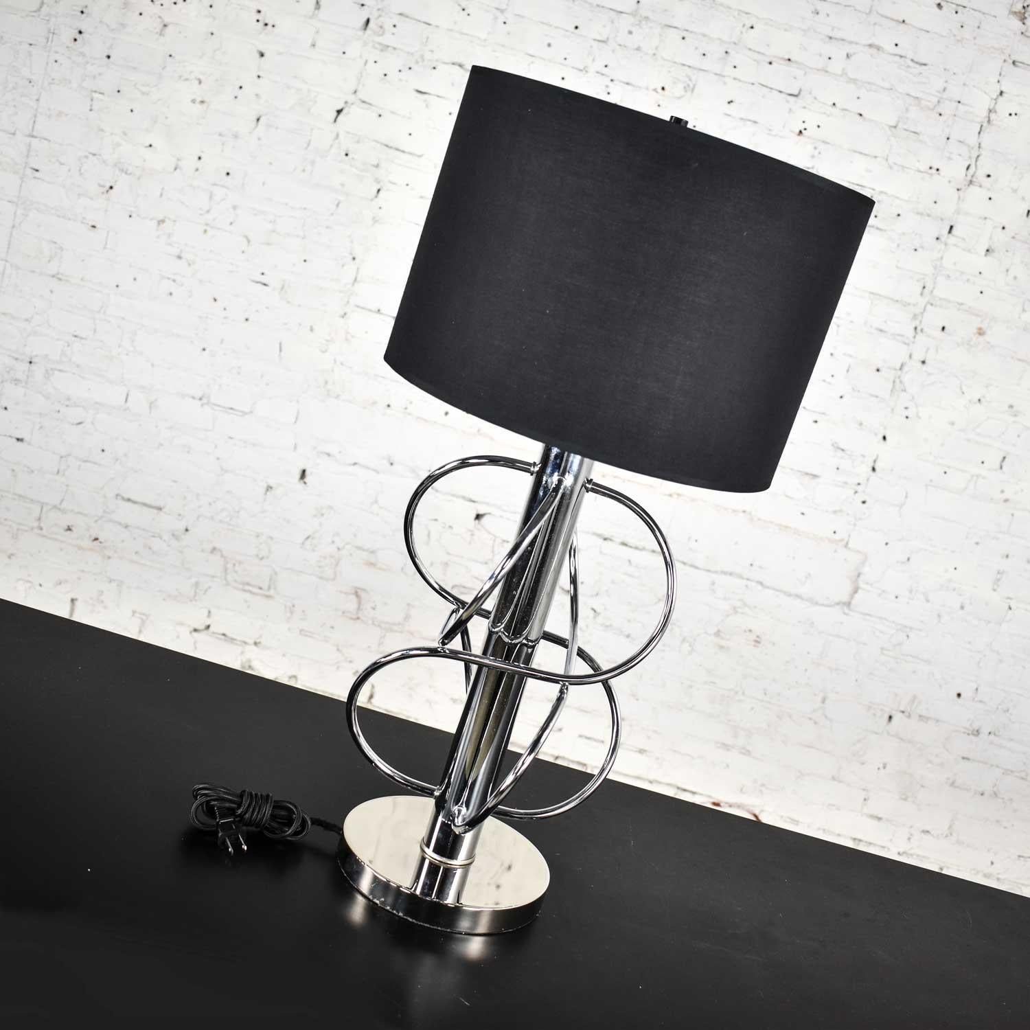 Unknown Vintage Mid-Century Modern Polished Chrome Table Lamp New Black Drum Shade For Sale