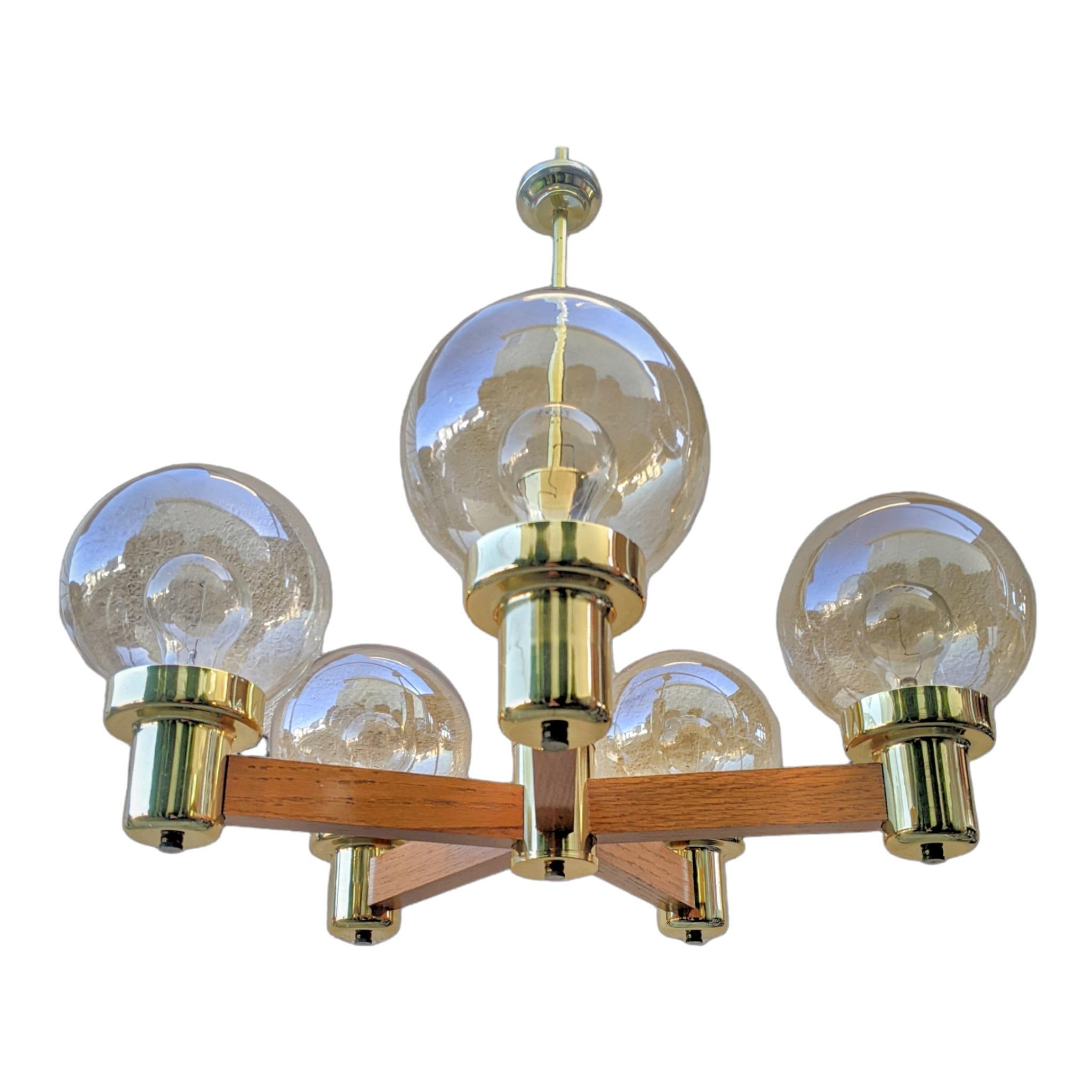 Unknown Vintage Mid-Century Modern Postmodern 5 Arm Bubble Chandelier For Sale