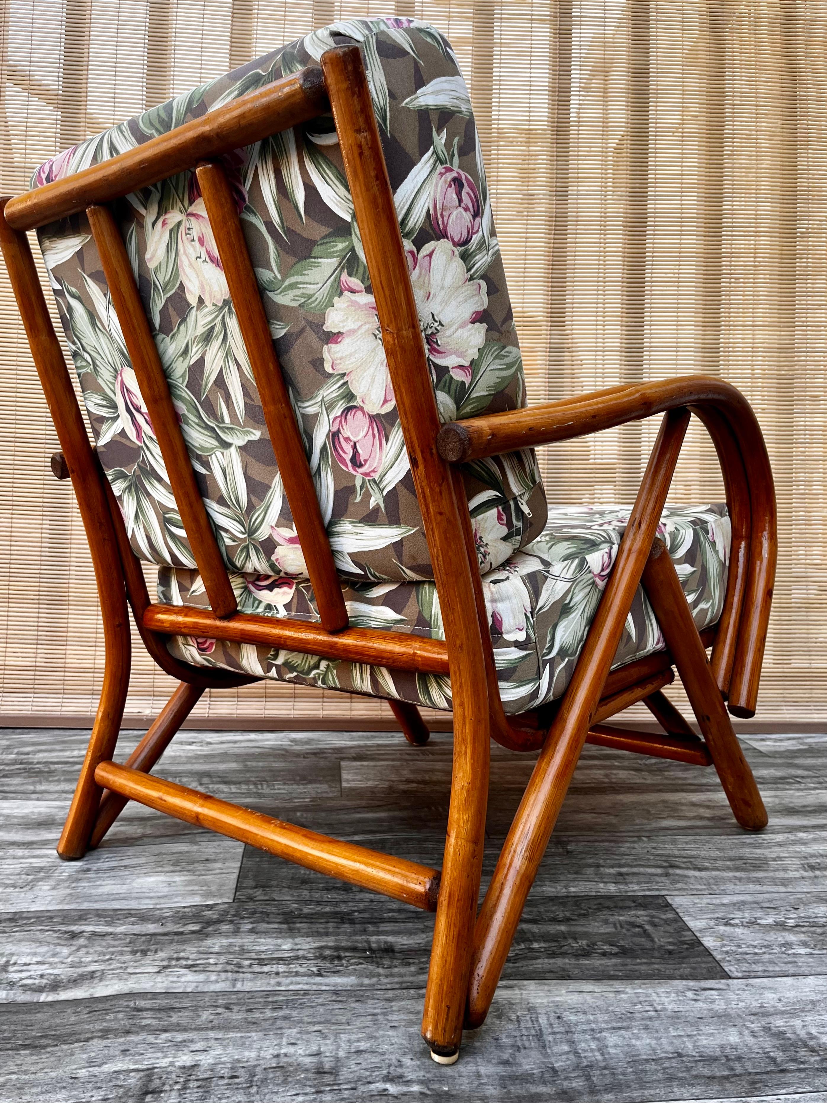 Vintage Mid-Century Modern Rattan Lounge Chair, circa 1960s For Sale 1