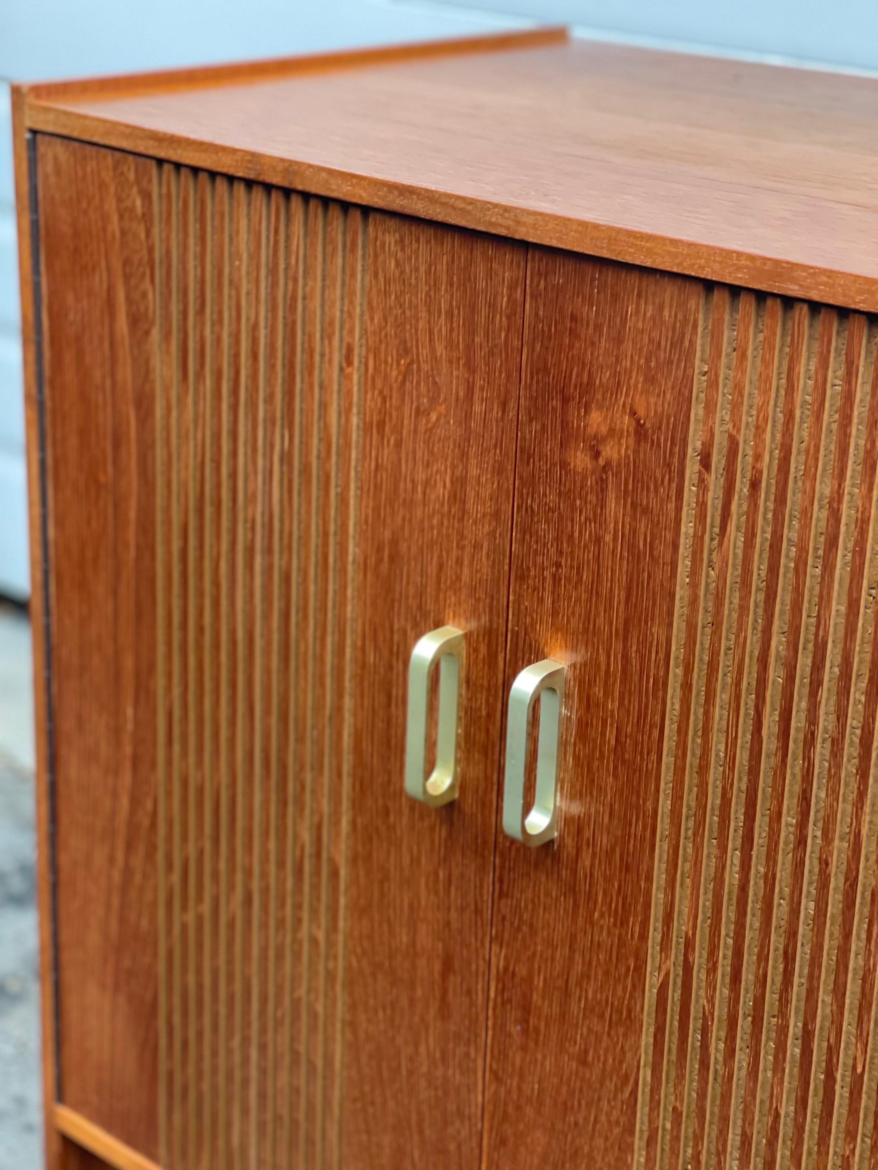 Vintage Mid-Century Modern Record Cabinet with Casters, Uk Import In Good Condition In Seattle, WA