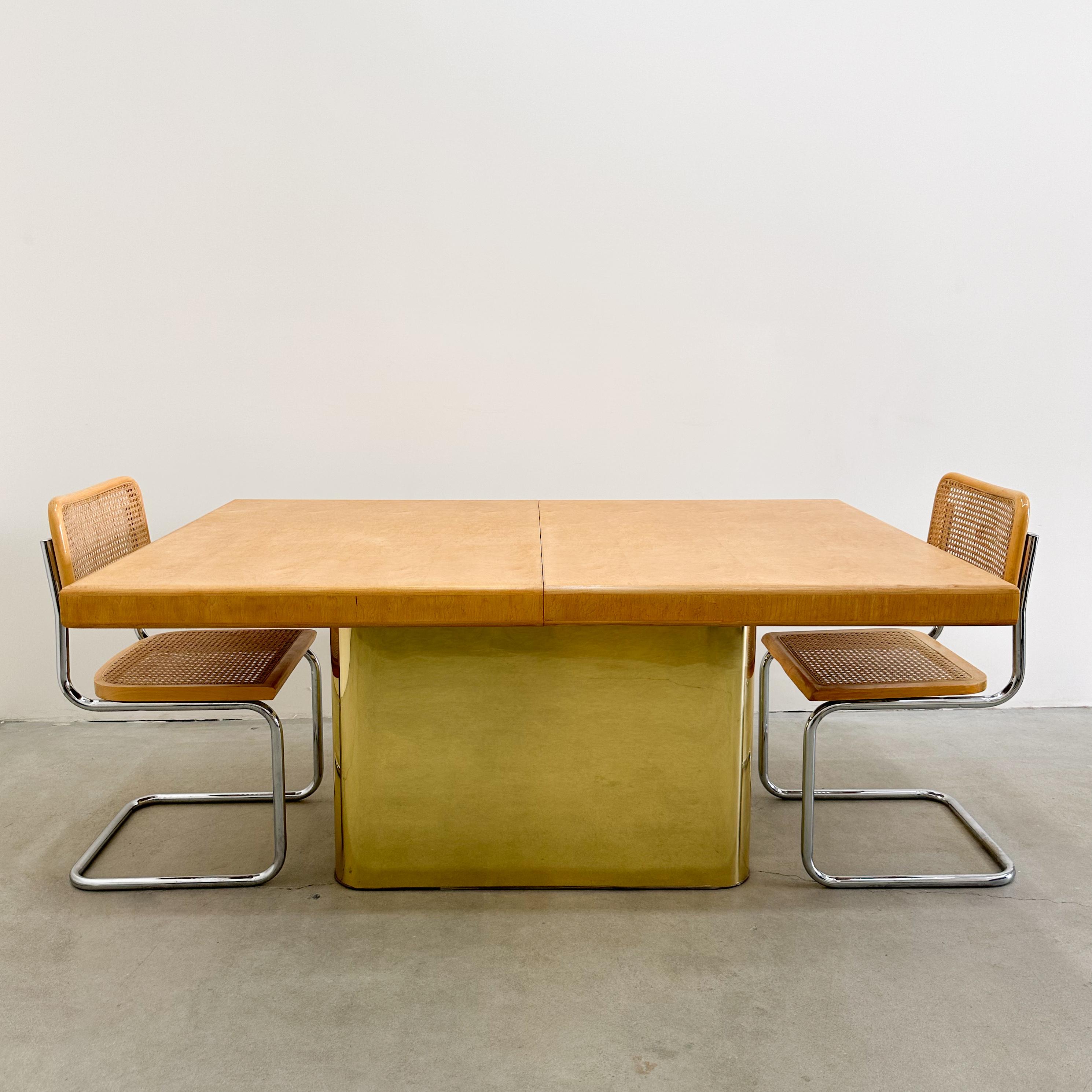 Inconnu Table de salle à manger Vintage Mid-Century Modern Rectangle et base en laiton en vente