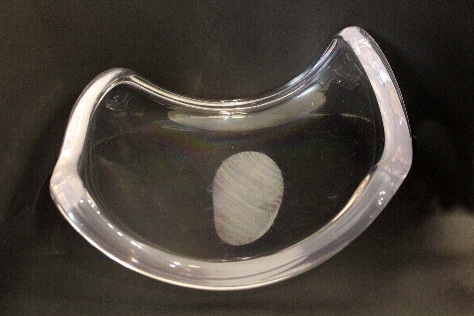 For your consideration is this stunning vintage Ritts Astrolite acrylic lucite dish/bowl measuring 13.5
