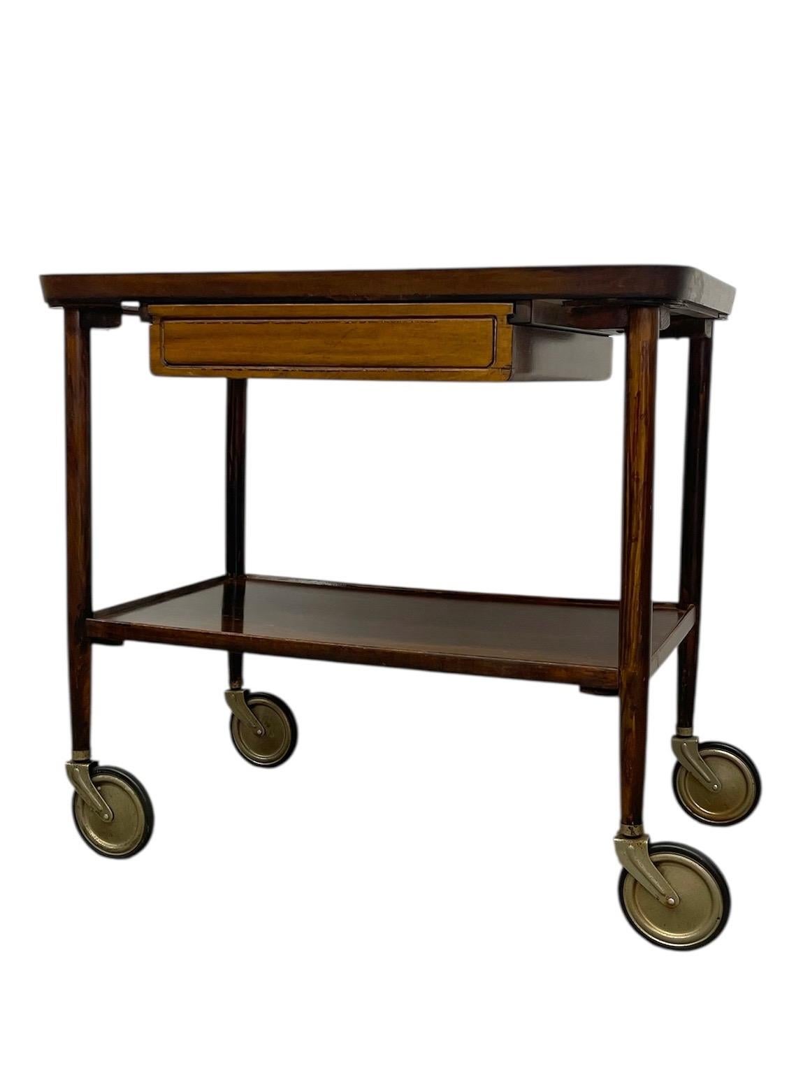 Mid-Century moderno Vintage Mid-Century Modern Rolling Bar Cart with Drawer in vendita