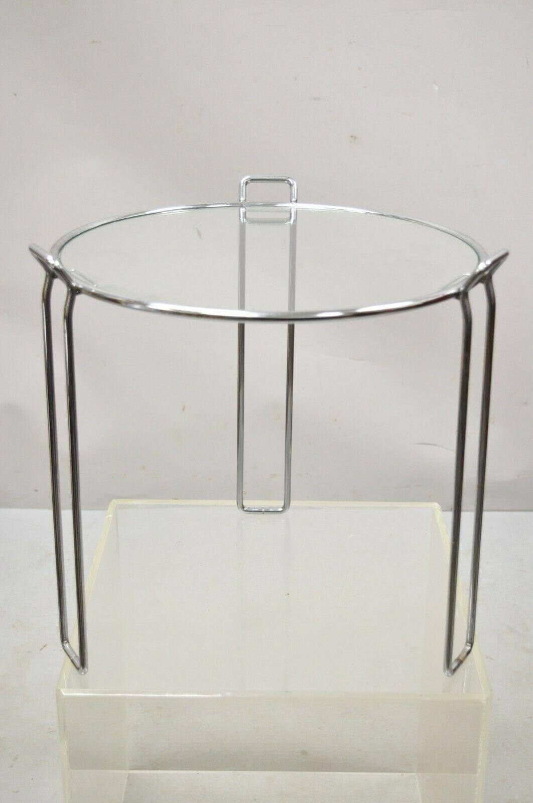 Vintage Mid-Century Modern Round Modernist Chrome Frame Glass Side Table In Good Condition In Philadelphia, PA