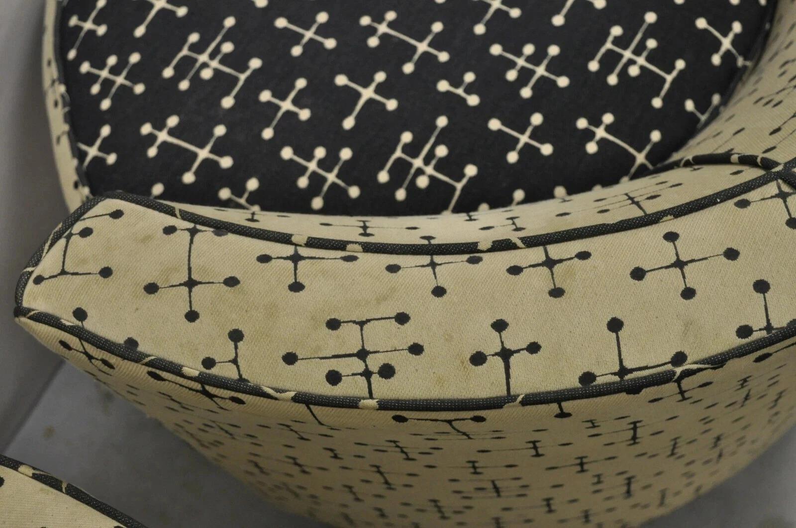 Vintage Mid Century Modern Sillones Club Lounge Redondos Tapizados - Pareja siglo XX en venta