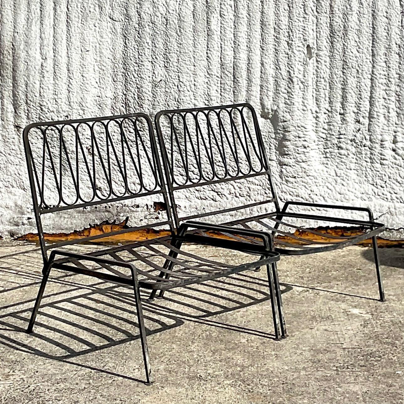 Vintage Mid-Century Modern Salterini Ribbon Wrought Iron Chairs - Set of 2 In Good Condition For Sale In west palm beach, FL