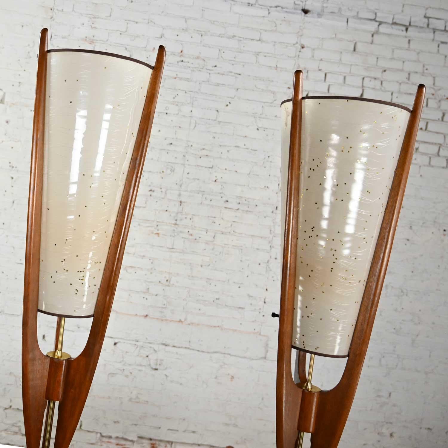 20th Century Vintage Mid Century Modern Sculpted Cone Table Lamps Arthur Jacobs for Modeline