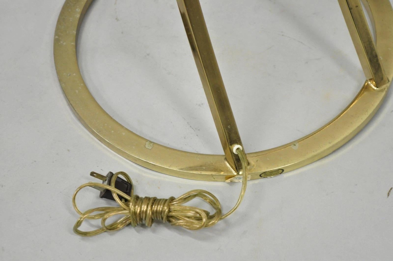 Lámpara de pie escultórica de metal chapado en latón vintage de mediados del siglo XX by Clover en venta 5