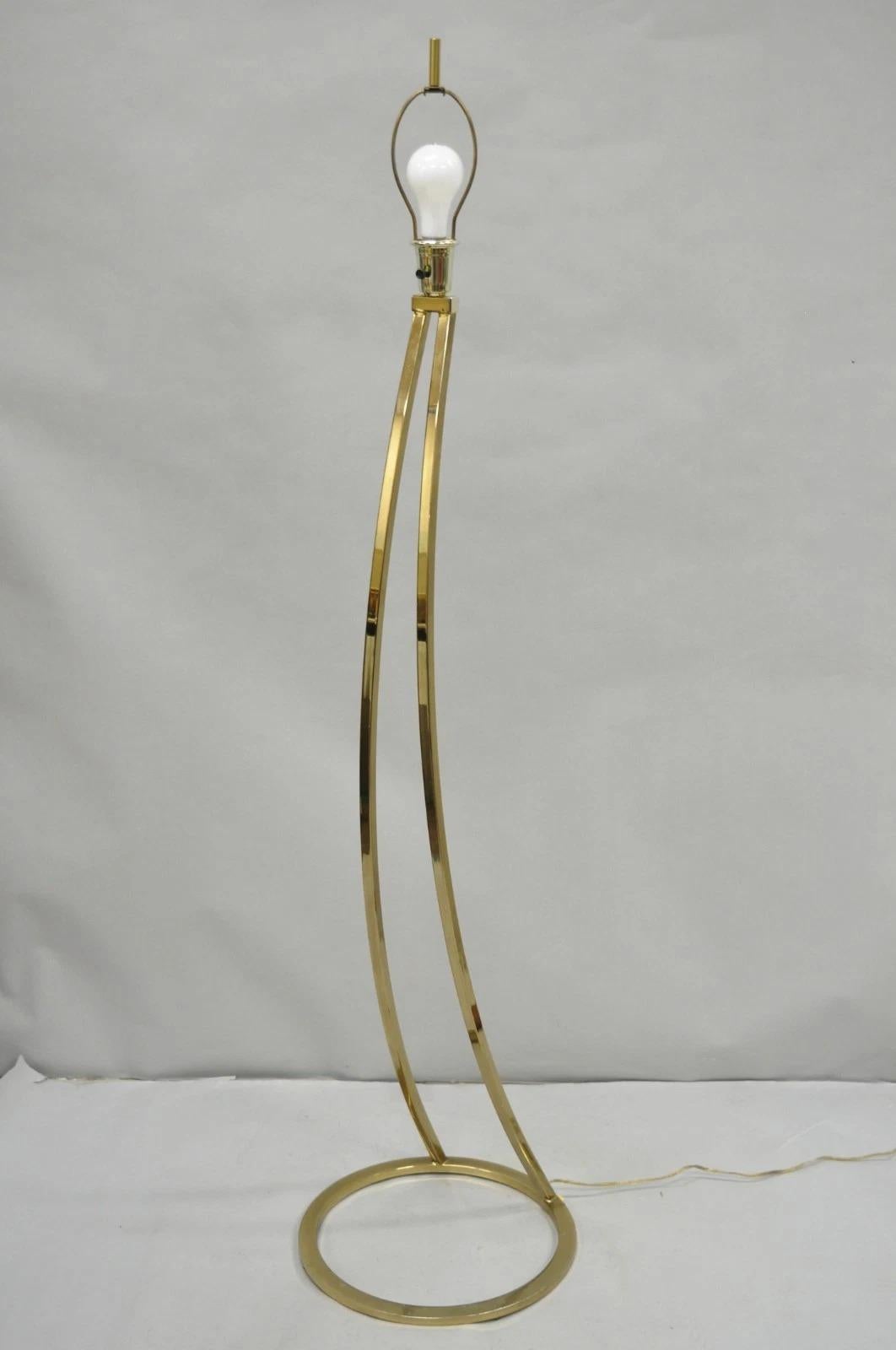 Lámpara de pie escultórica de metal chapado en latón vintage de mediados del siglo XX by Clover en venta 6