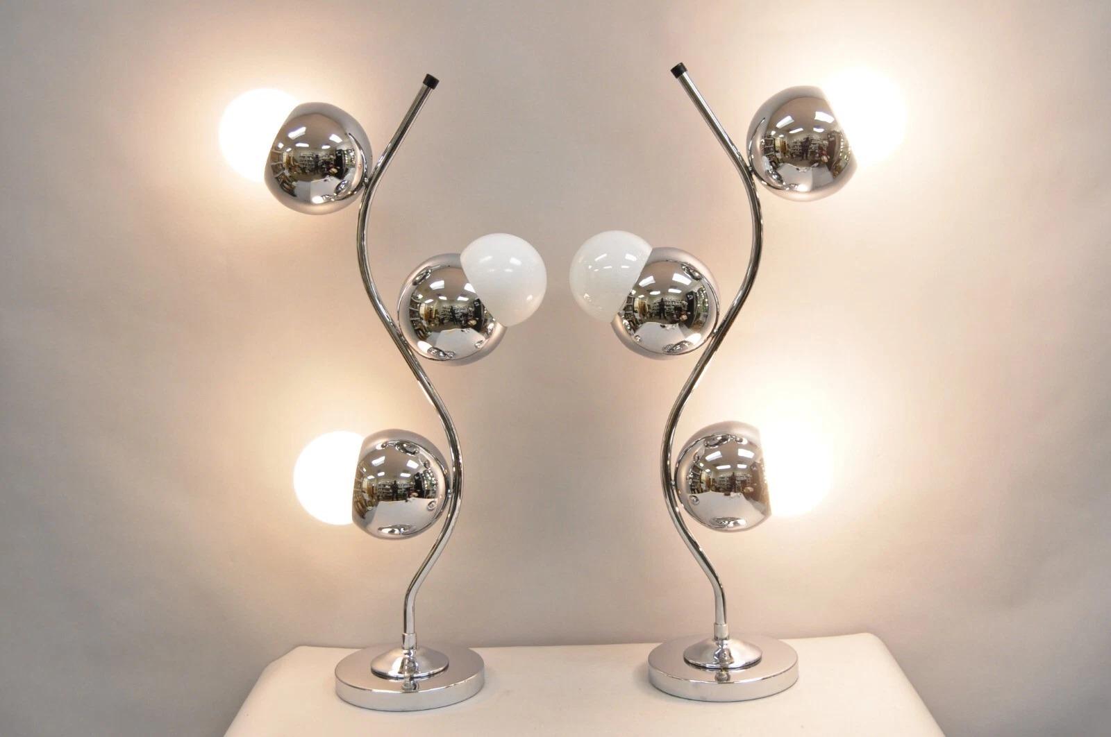 Vintage Mid Century Modern Sculptural Chrome Orb 3 Light Table Lamp - a Pair For Sale 4