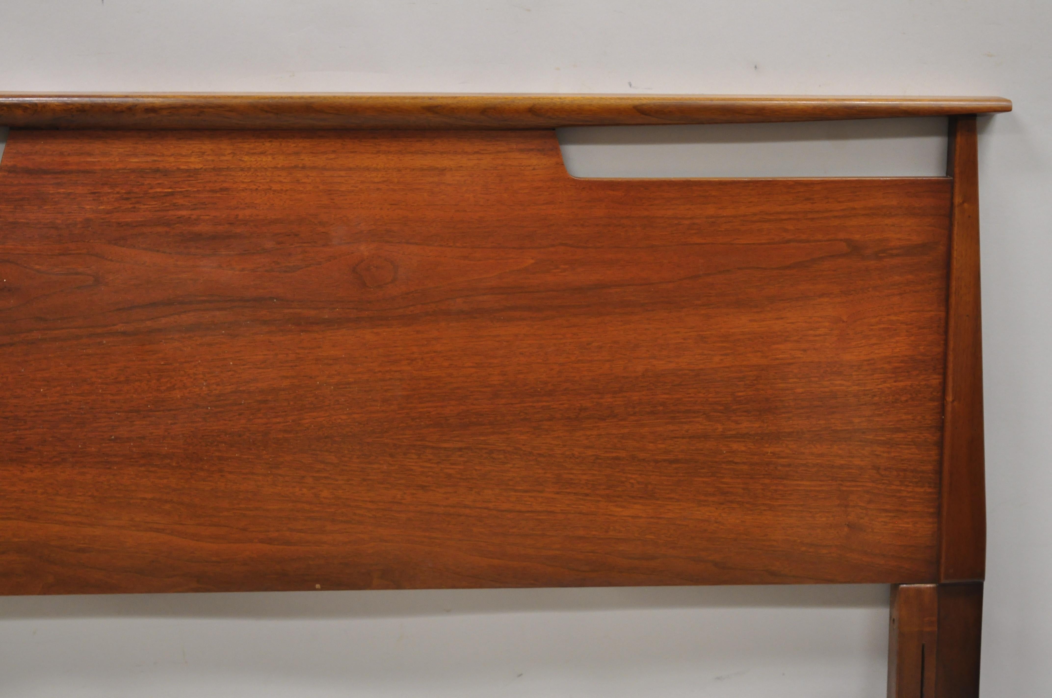 Vintage Mid-Century Modern Sculptural Sculpted Walnut Full Size Bed Headboard In Good Condition In Philadelphia, PA