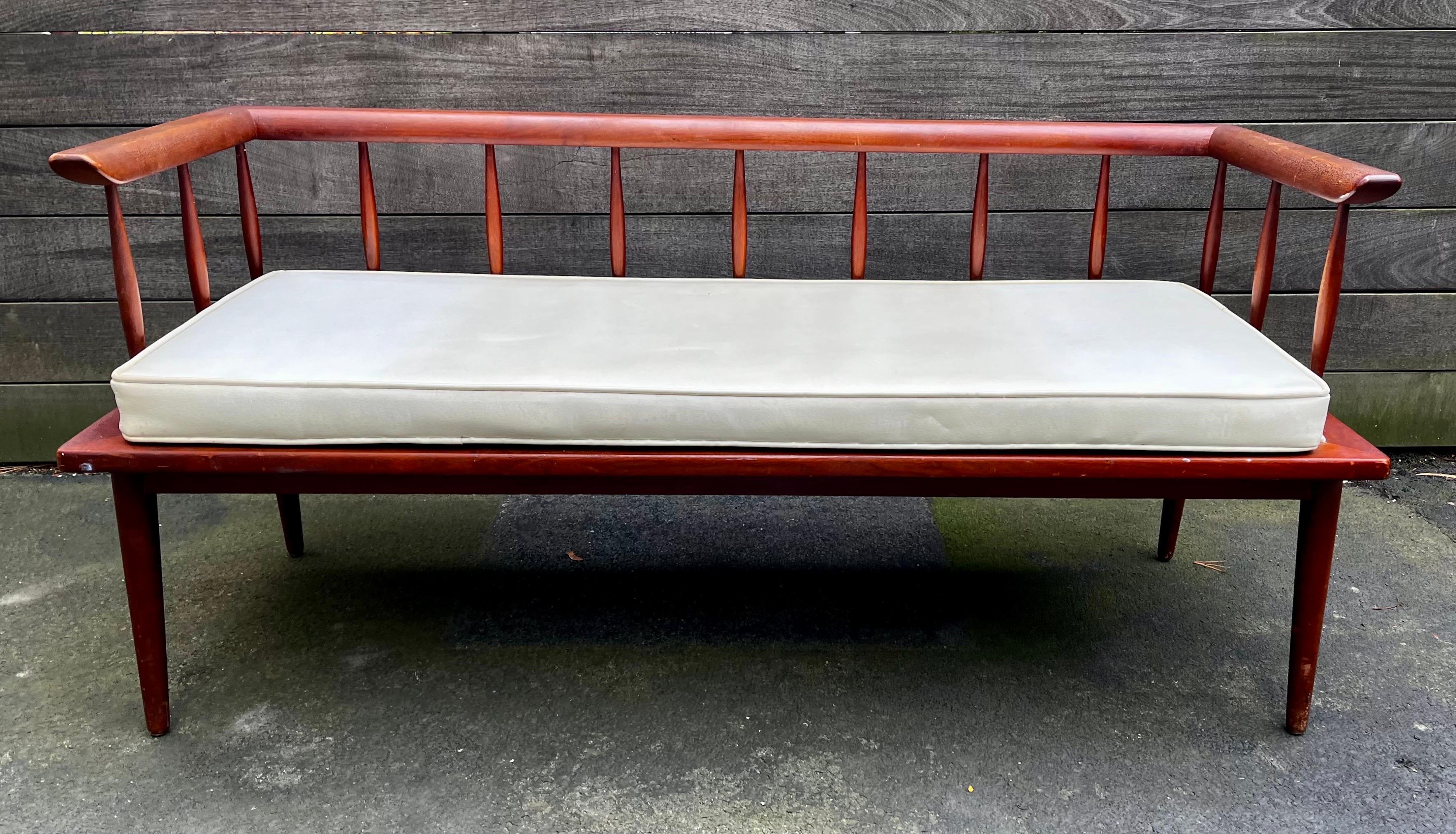 Panchina vintage in stile Shaker Style, metà del secolo scorso, anni
60