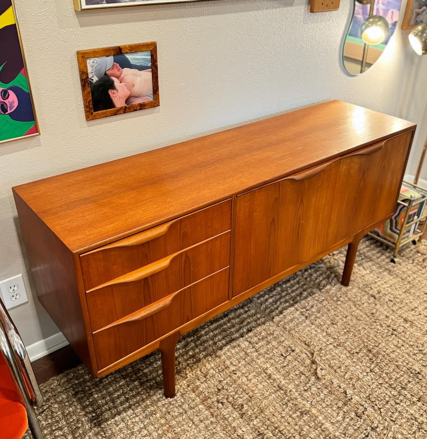 Mid-Century Modern Vintage mid century modern sideboard with folded handles made by McIntosh