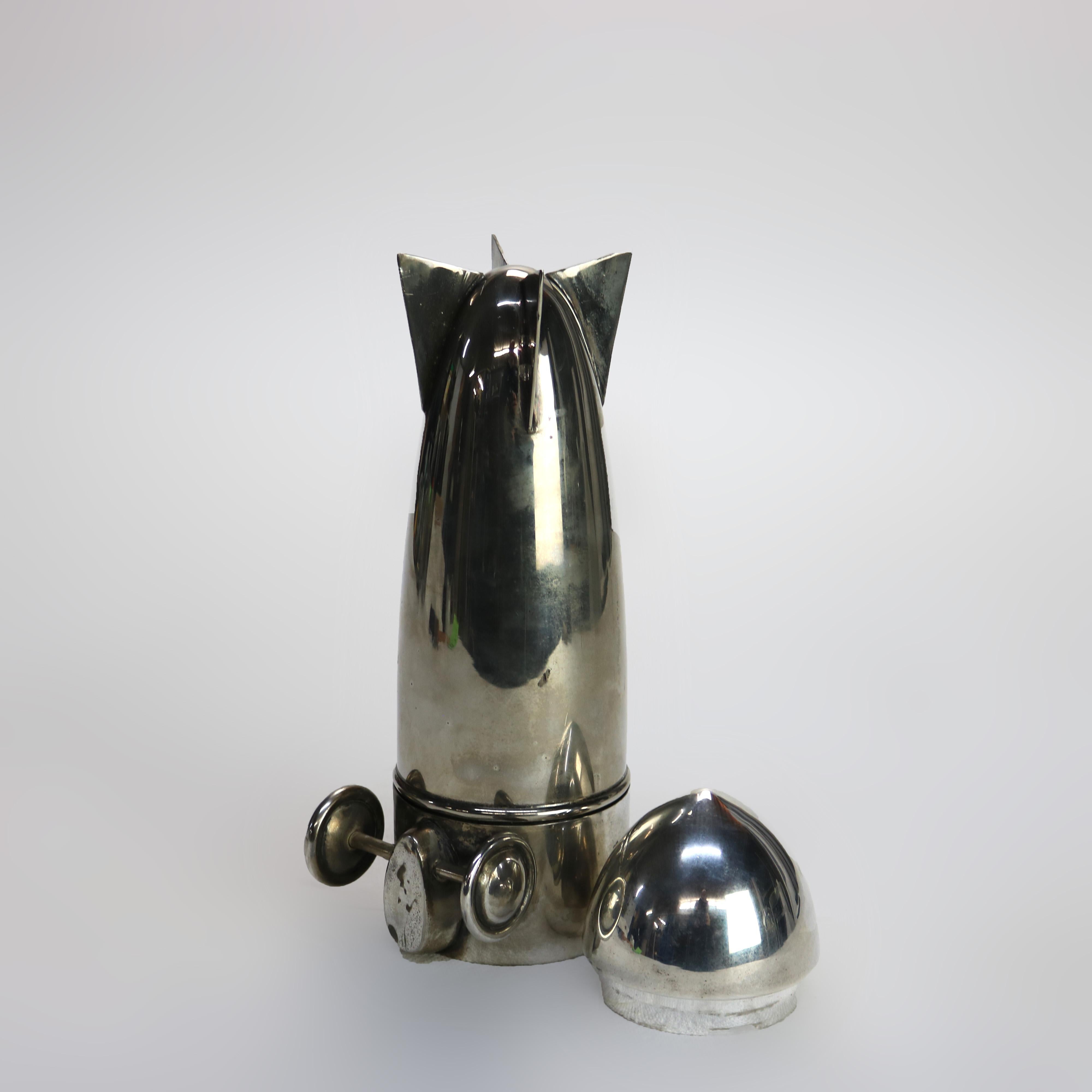 Vintage Mid Century Modern Silver Plated Chrome Zeppelin Cocktail Shaker c1940 For Sale 2
