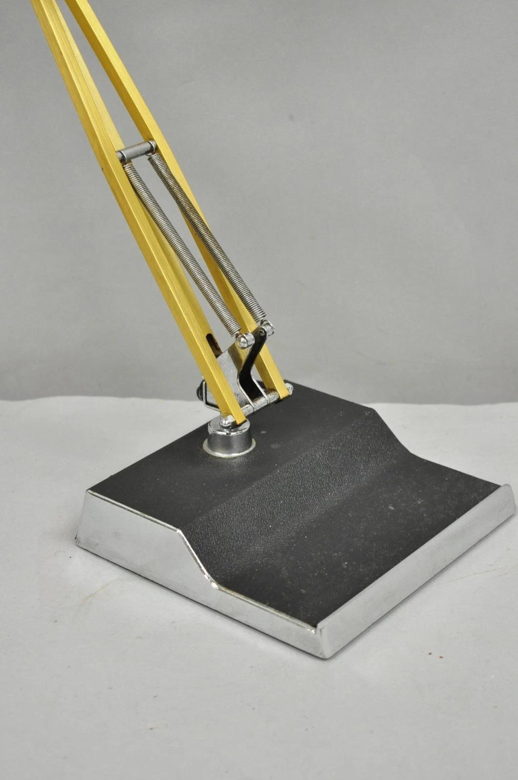 20th Century Vintage Mid Century Modern Small Brass Architects Drafting Desk Lamp by Electrix For Sale
