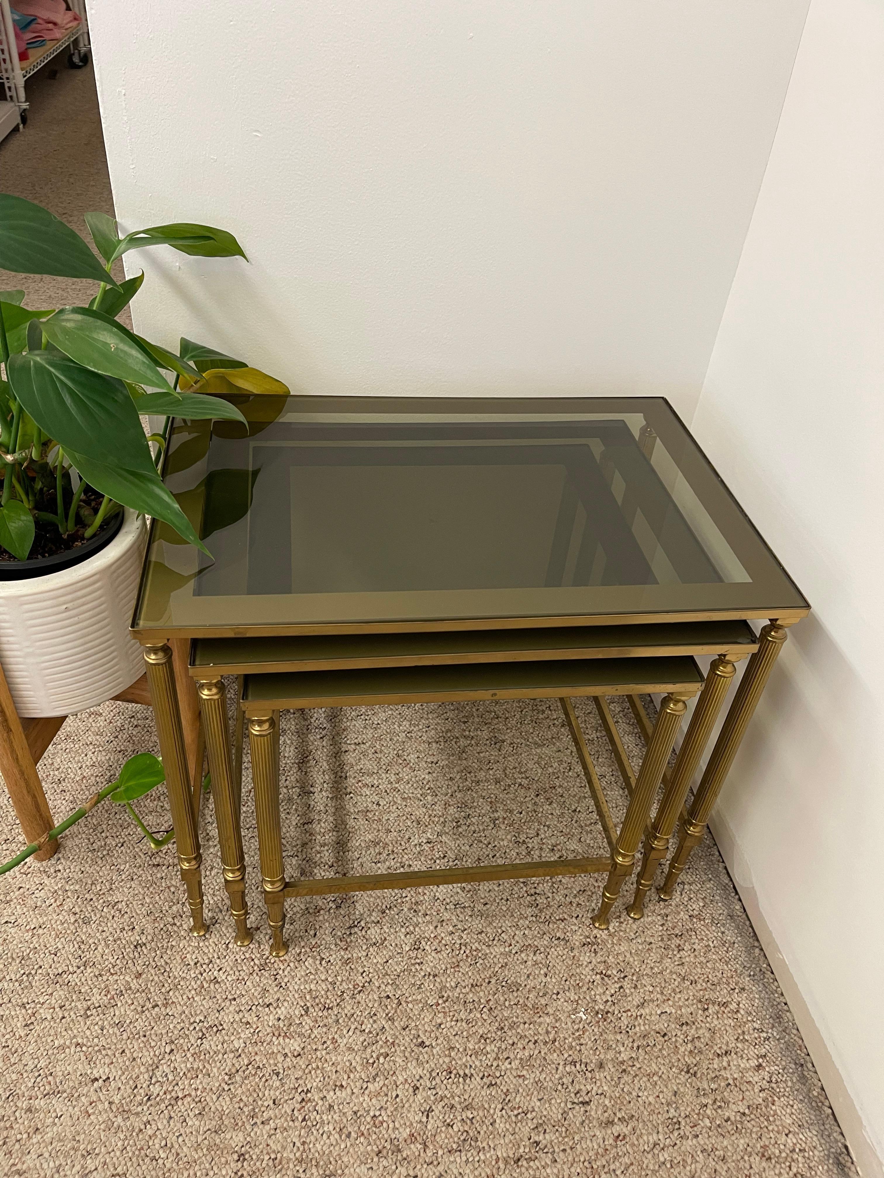 Late 20th Century Vintage Mid-Century Modern Smoked Glass Nesting Tables, Set of Three For Sale