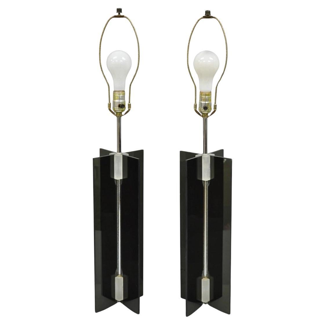 Vintage Mid Century Modern Smoked Lucite X-Base Chrome Tischlampen - ein Paar im Angebot