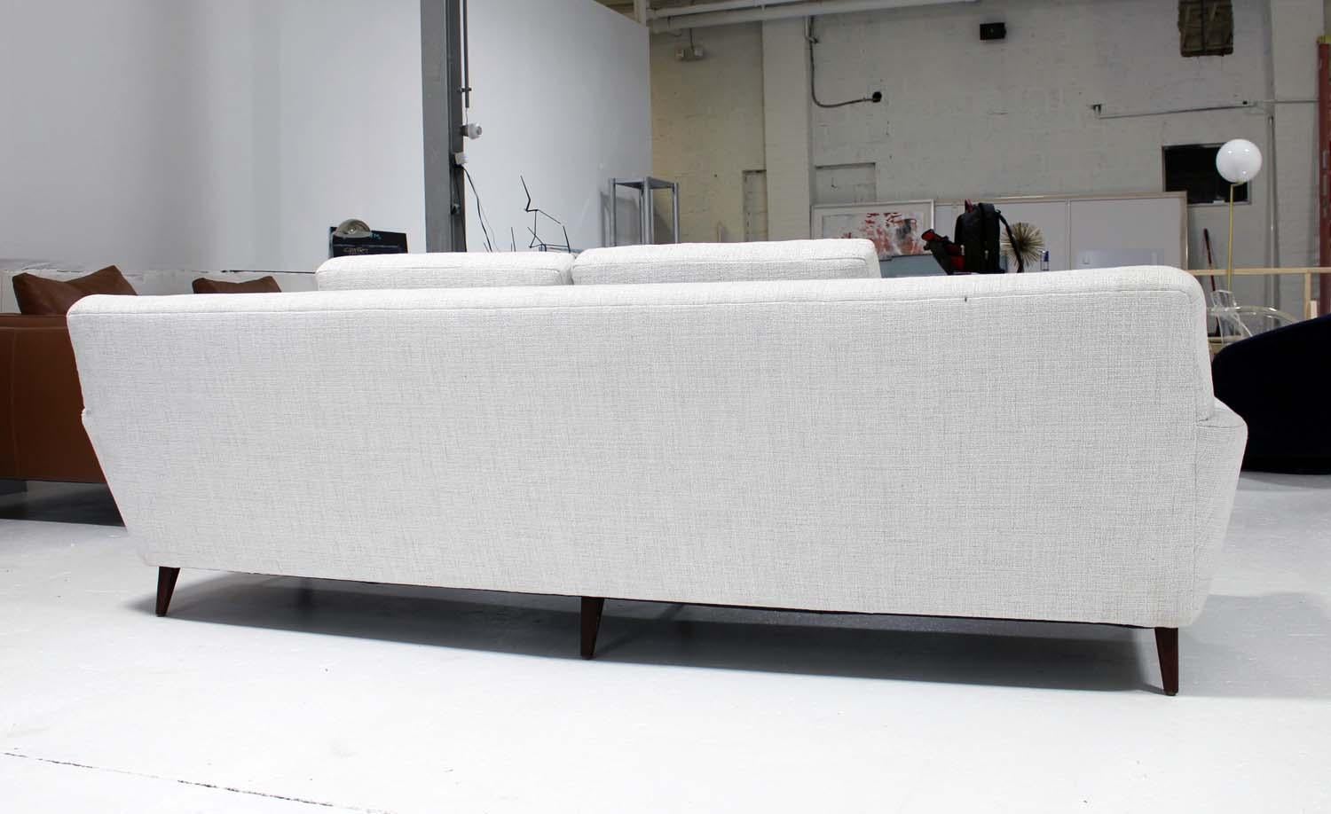 Vintage Mid-Century Modern Sofa Newly Upholstered For Sale 3